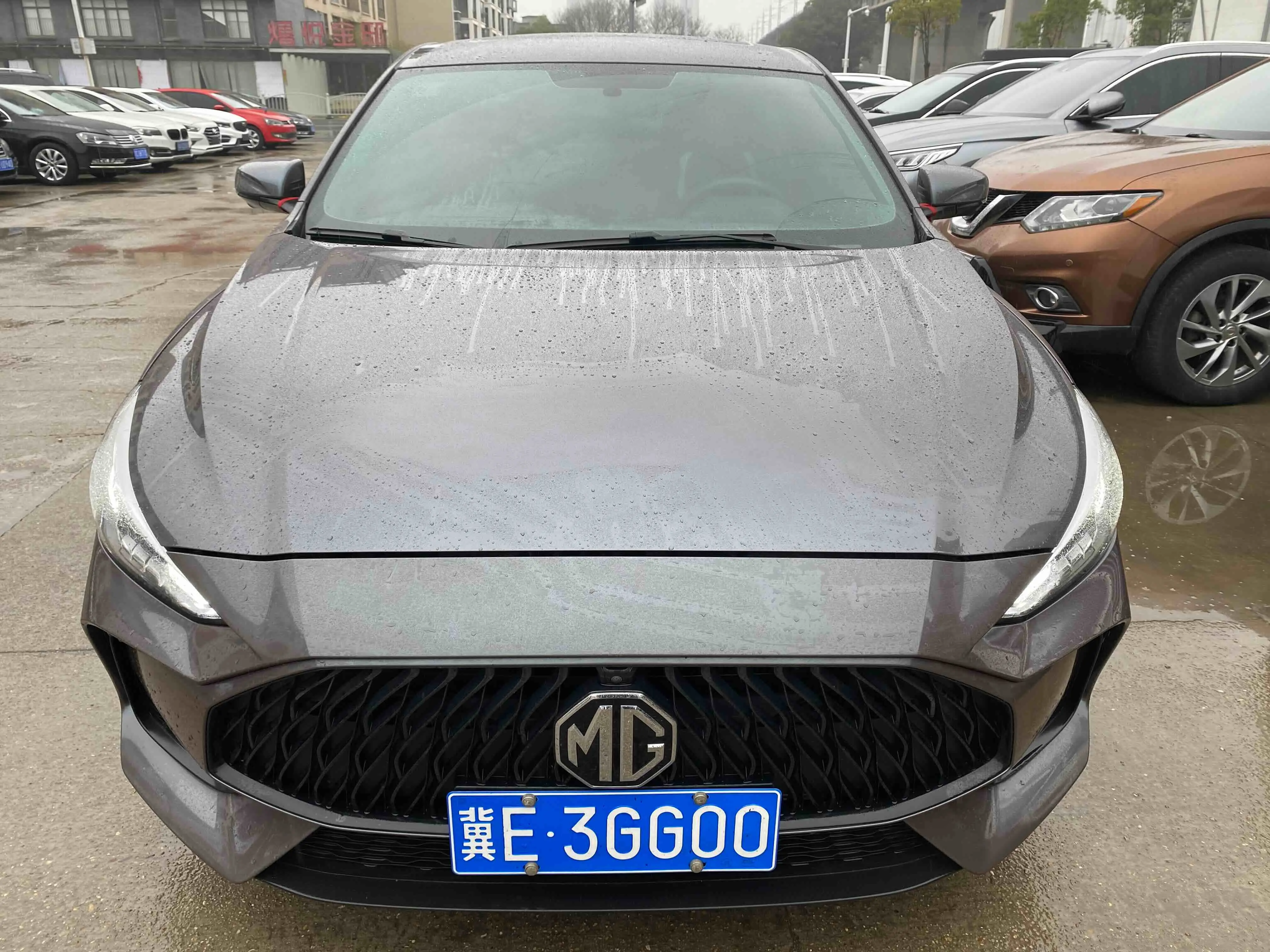 MG 5  из Китая