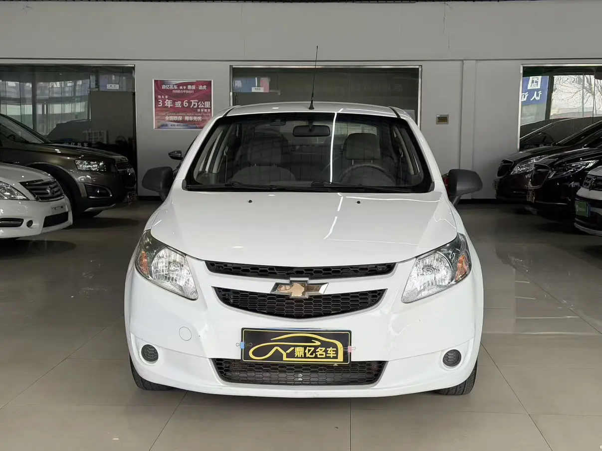 Chevrolet Sail  из Китая