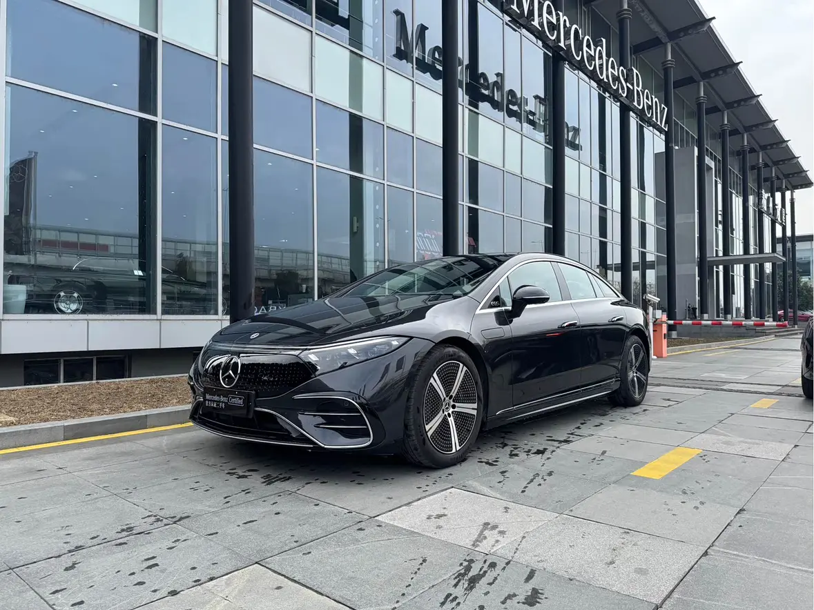 Mercedes-Benz EQS  из Китая