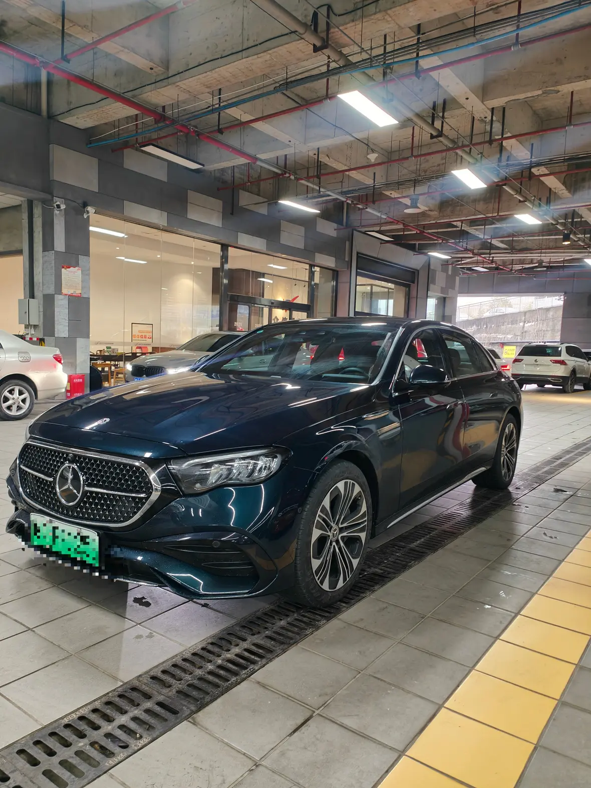 Mercedes-Benz E-Class PHEV  из Китая