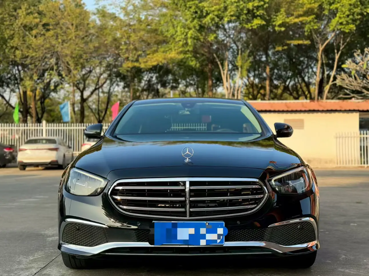 Mercedes-Benz E-Class  из Китая