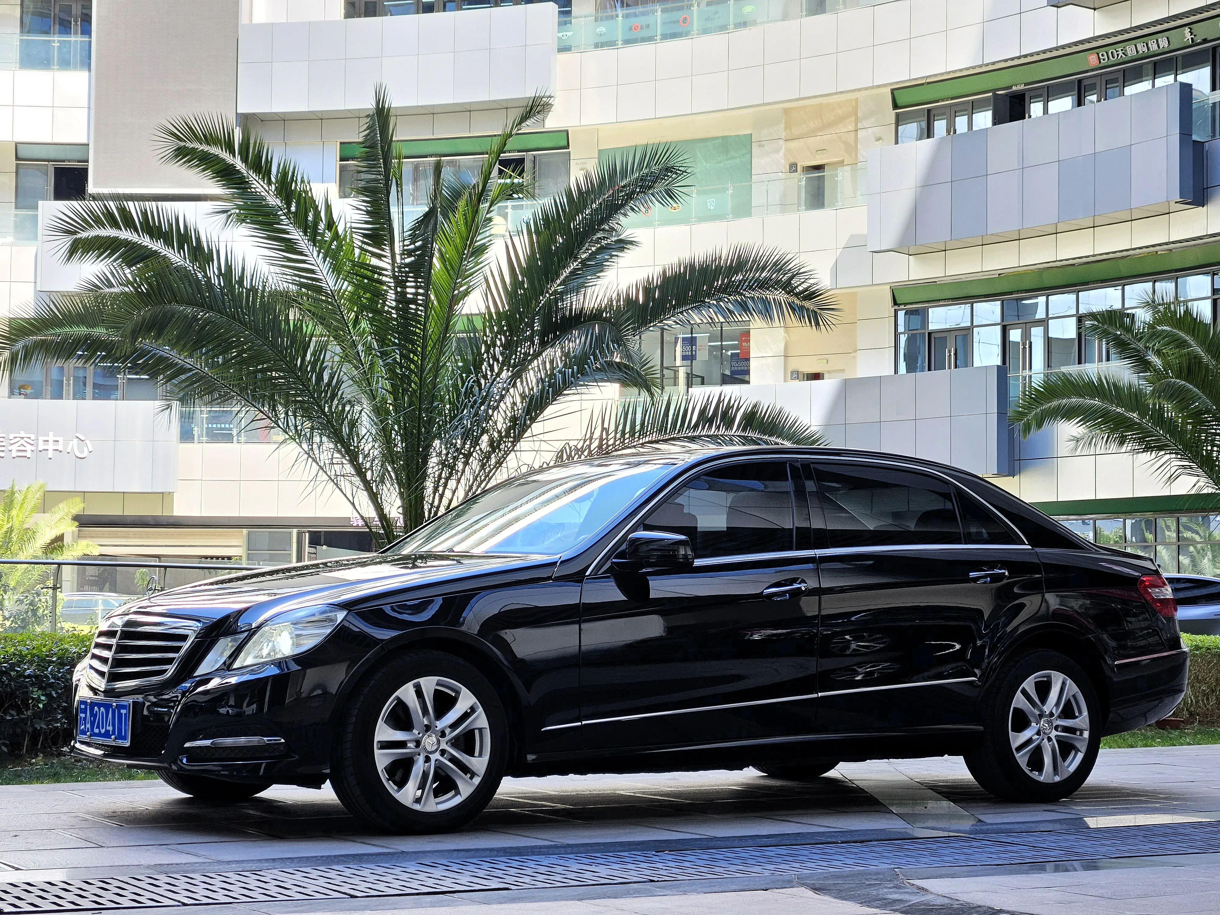 Mercedes-Benz E-Class  из Китая