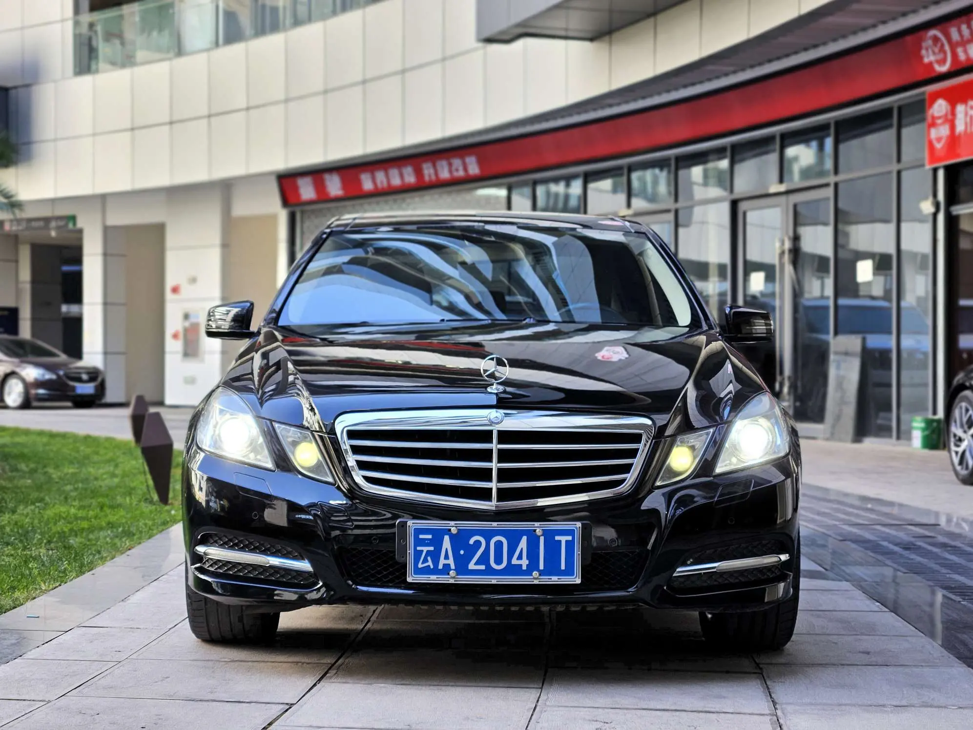 Mercedes-Benz E-Class  из Китая