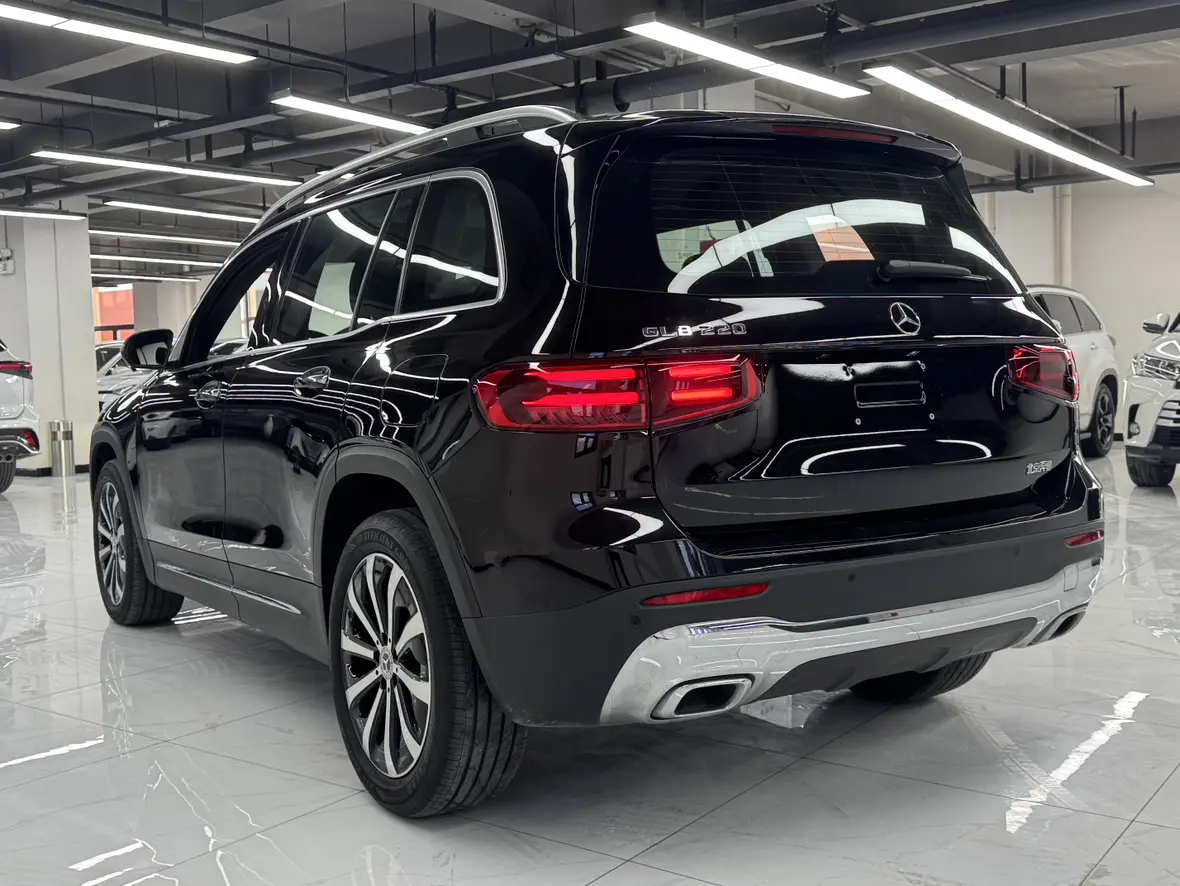 Mercedes-Benz GLB  из Китая