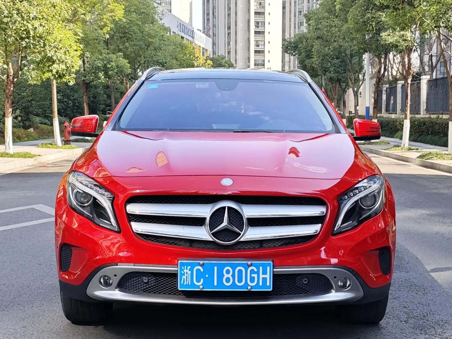 Mercedes-Benz GLA  из Китая