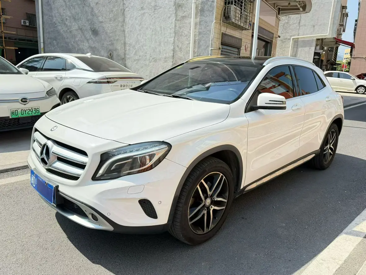 Mercedes-Benz GLA  из Китая