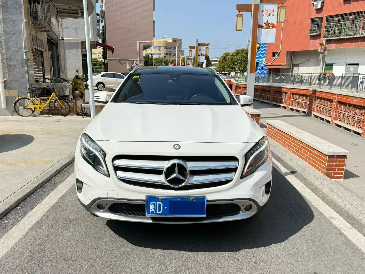 Mercedes-Benz GLA  из Китая