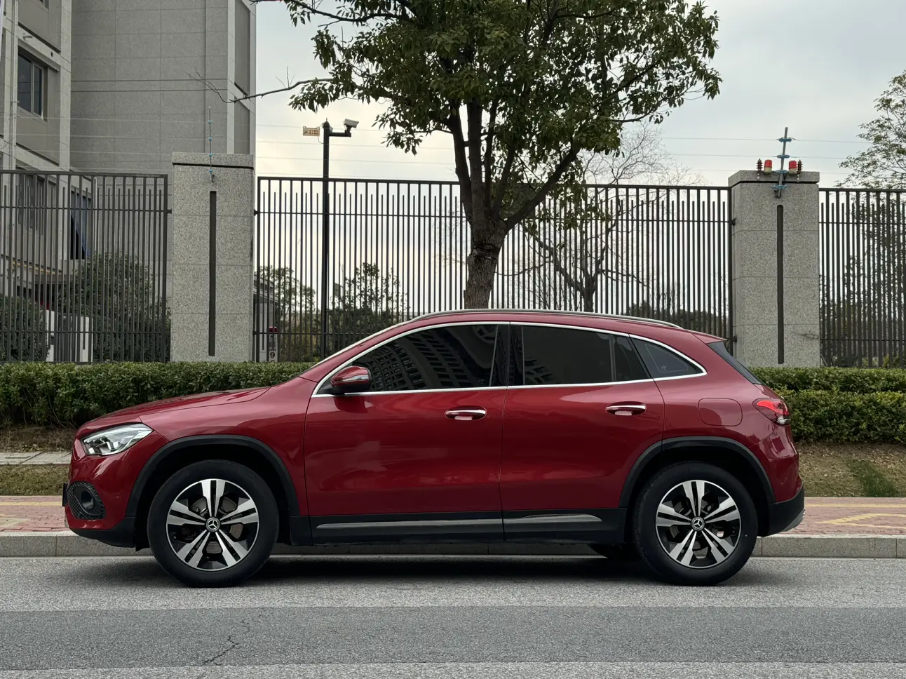 Mercedes-Benz GLA  из Китая