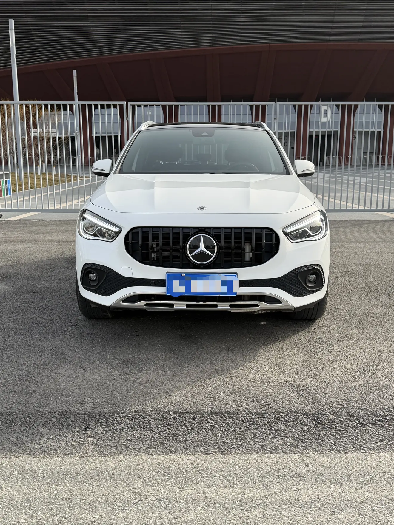 Mercedes-Benz GLA  из Китая