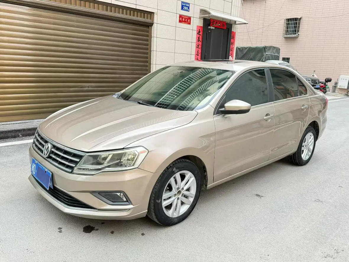 Volkswagen Jetta  из Китая