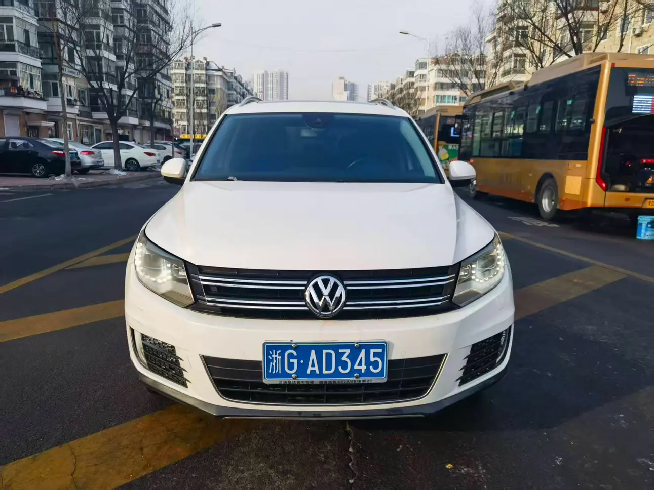 Volkswagen Tiguan (Tharu)  из Китая