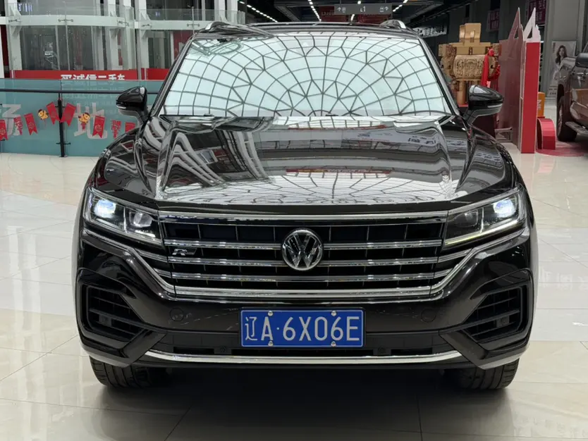 Volkswagen Touareg  из Китая