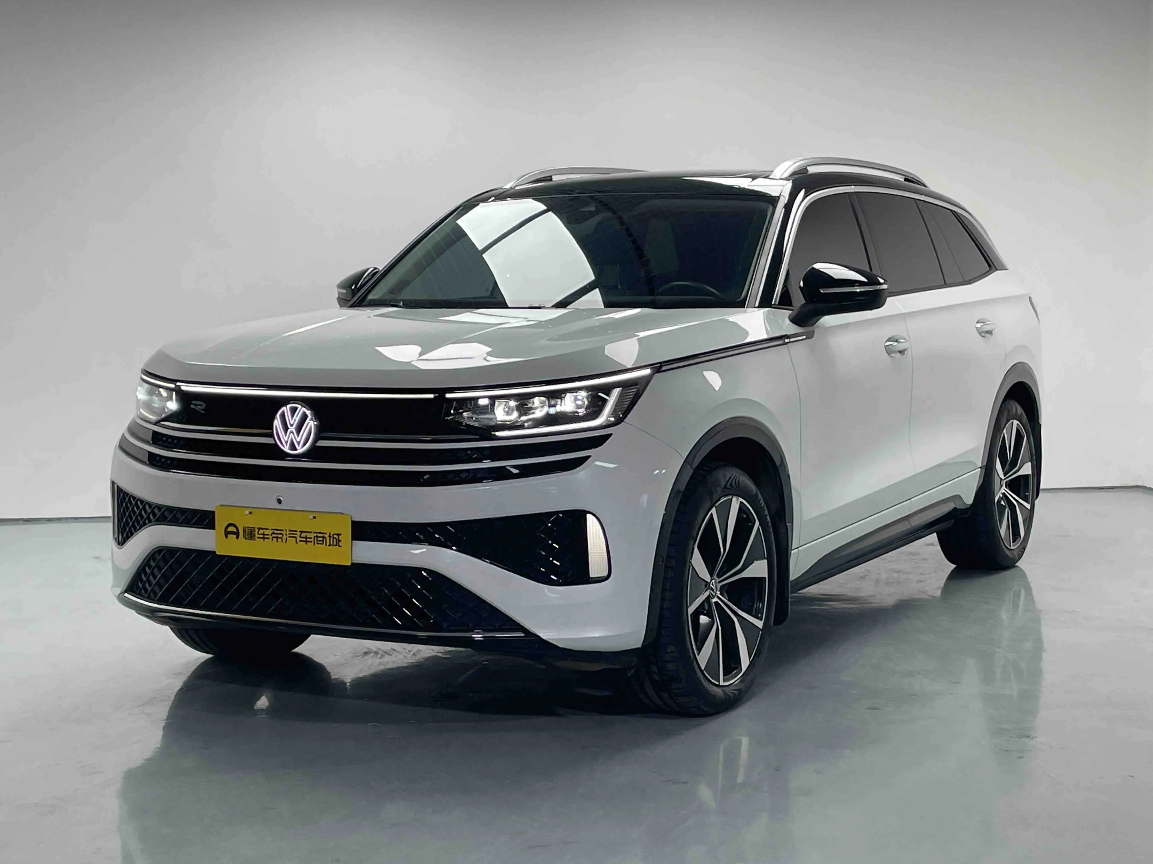 Volkswagen Patrol  из Китая