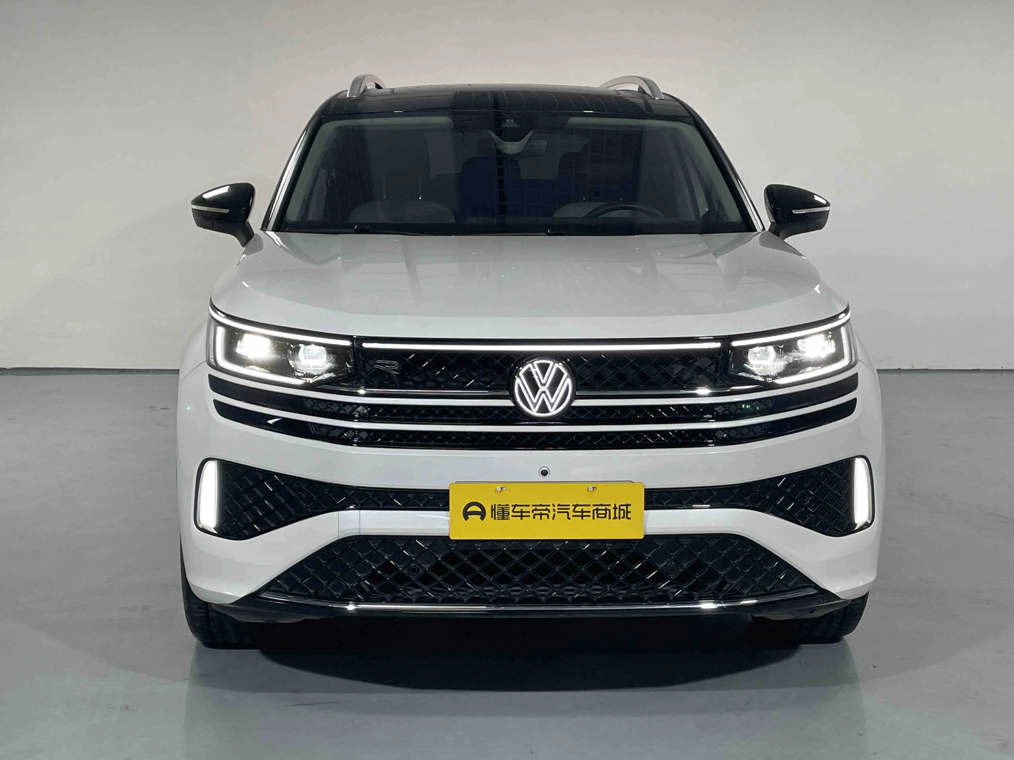 Volkswagen Patrol  из Китая