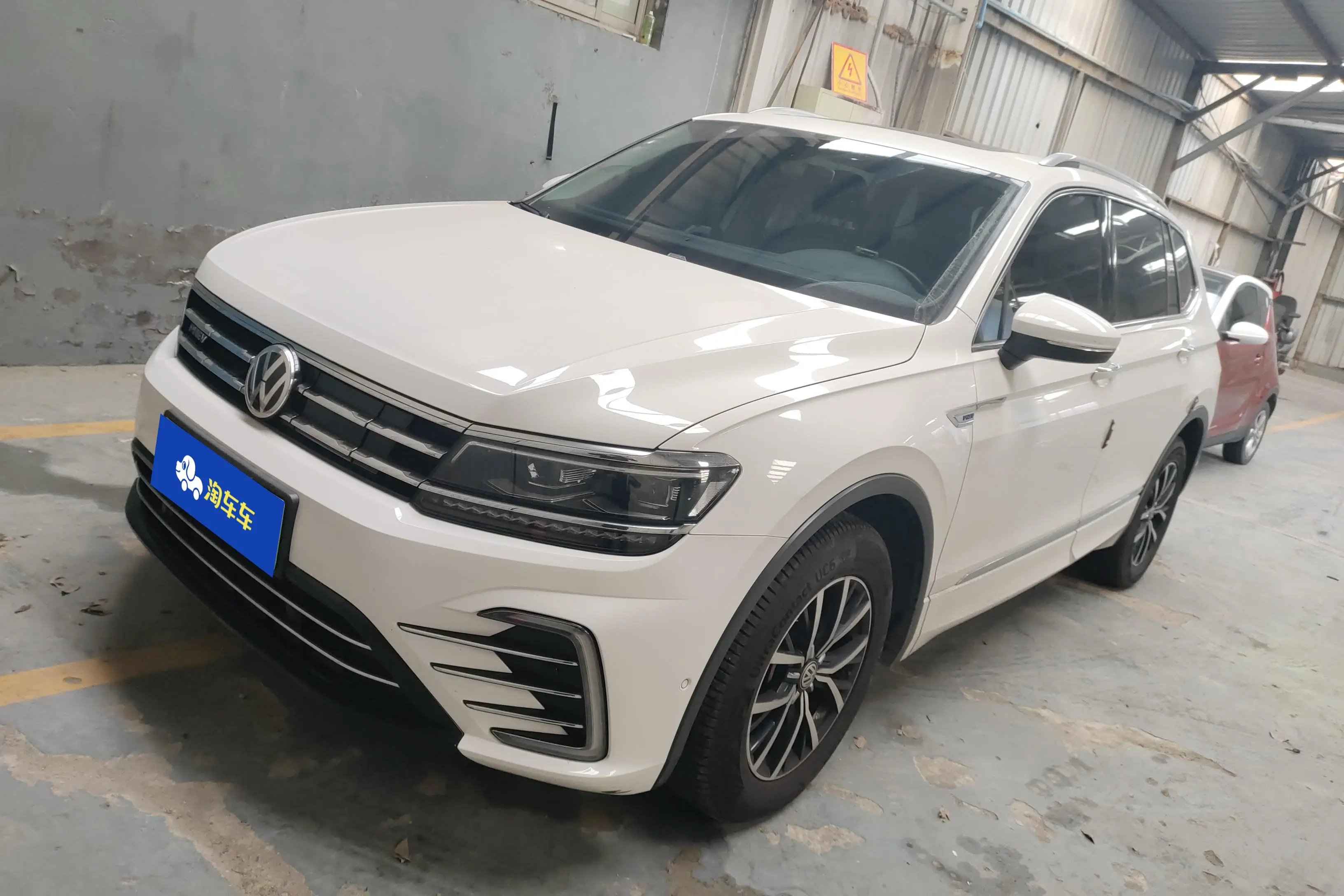 Volkswagen Tiguan L PHEV  из Китая