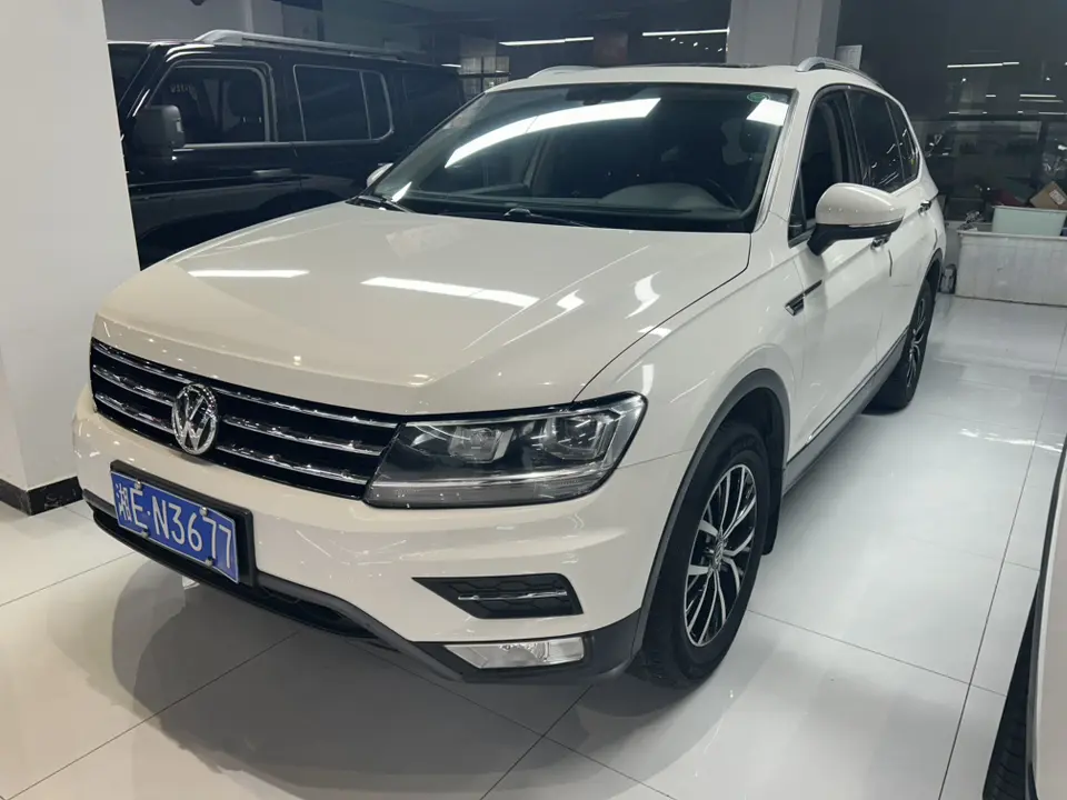 Volkswagen Tiguan L  из Китая