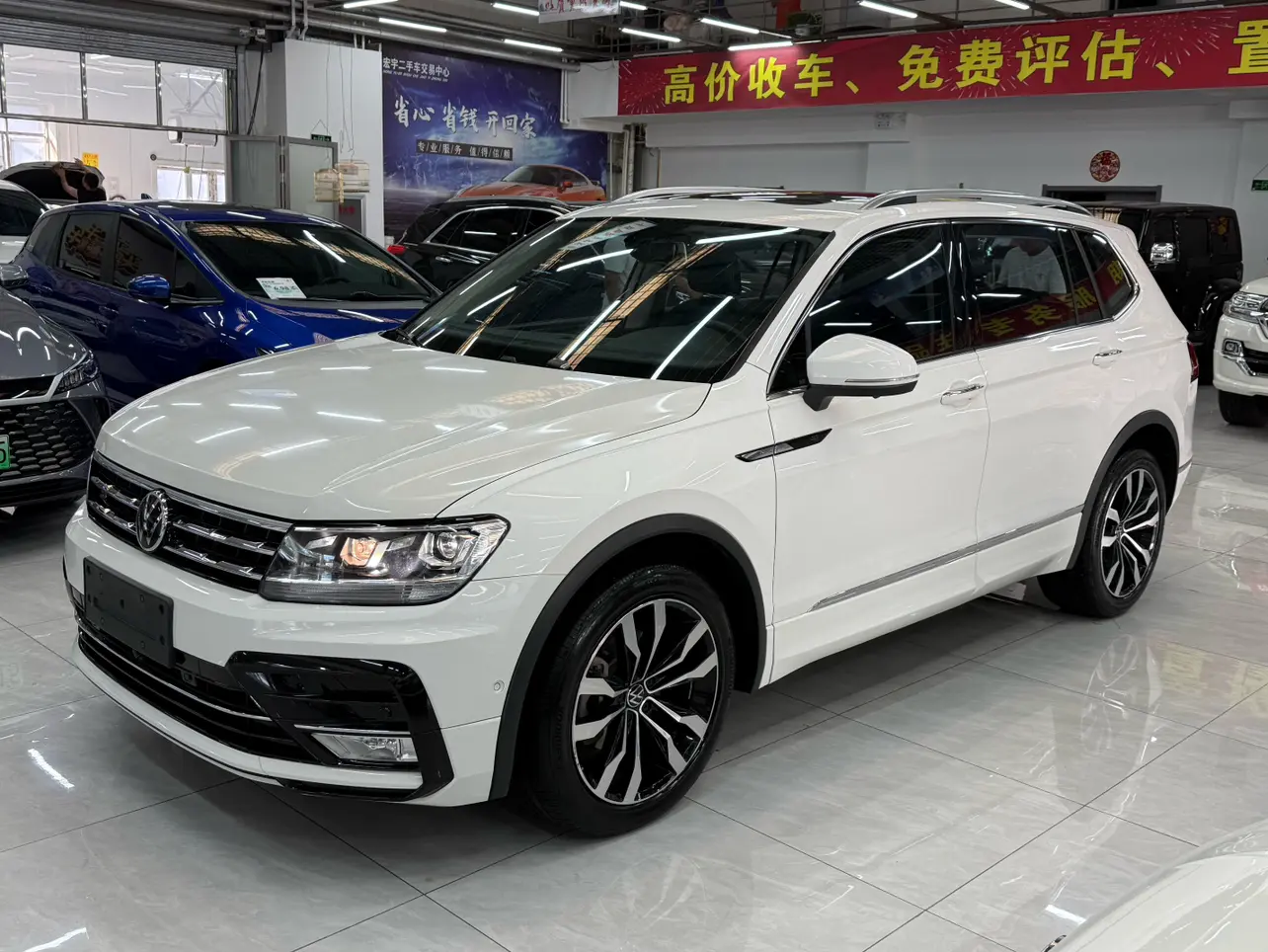 Volkswagen Tiguan L  из Китая