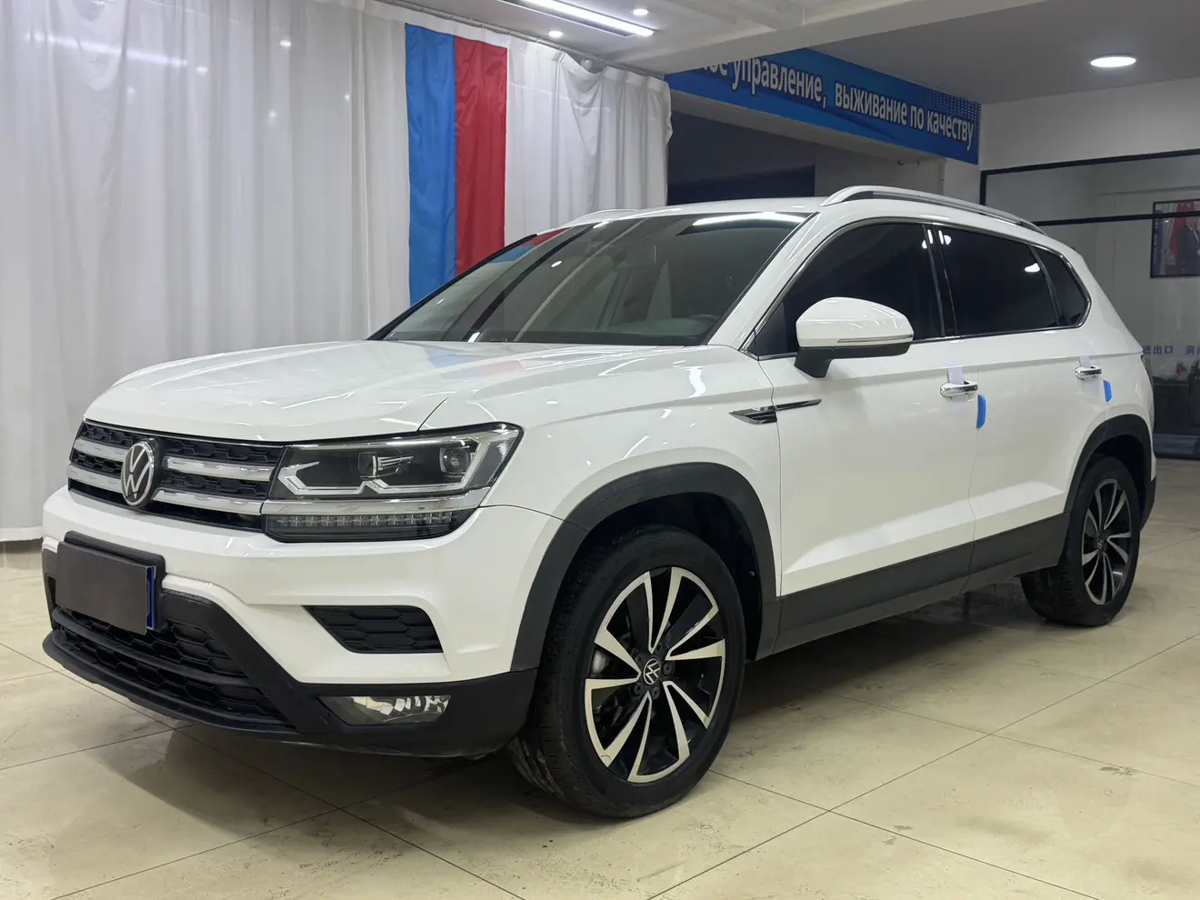 Volkswagen Tharu  из Китая