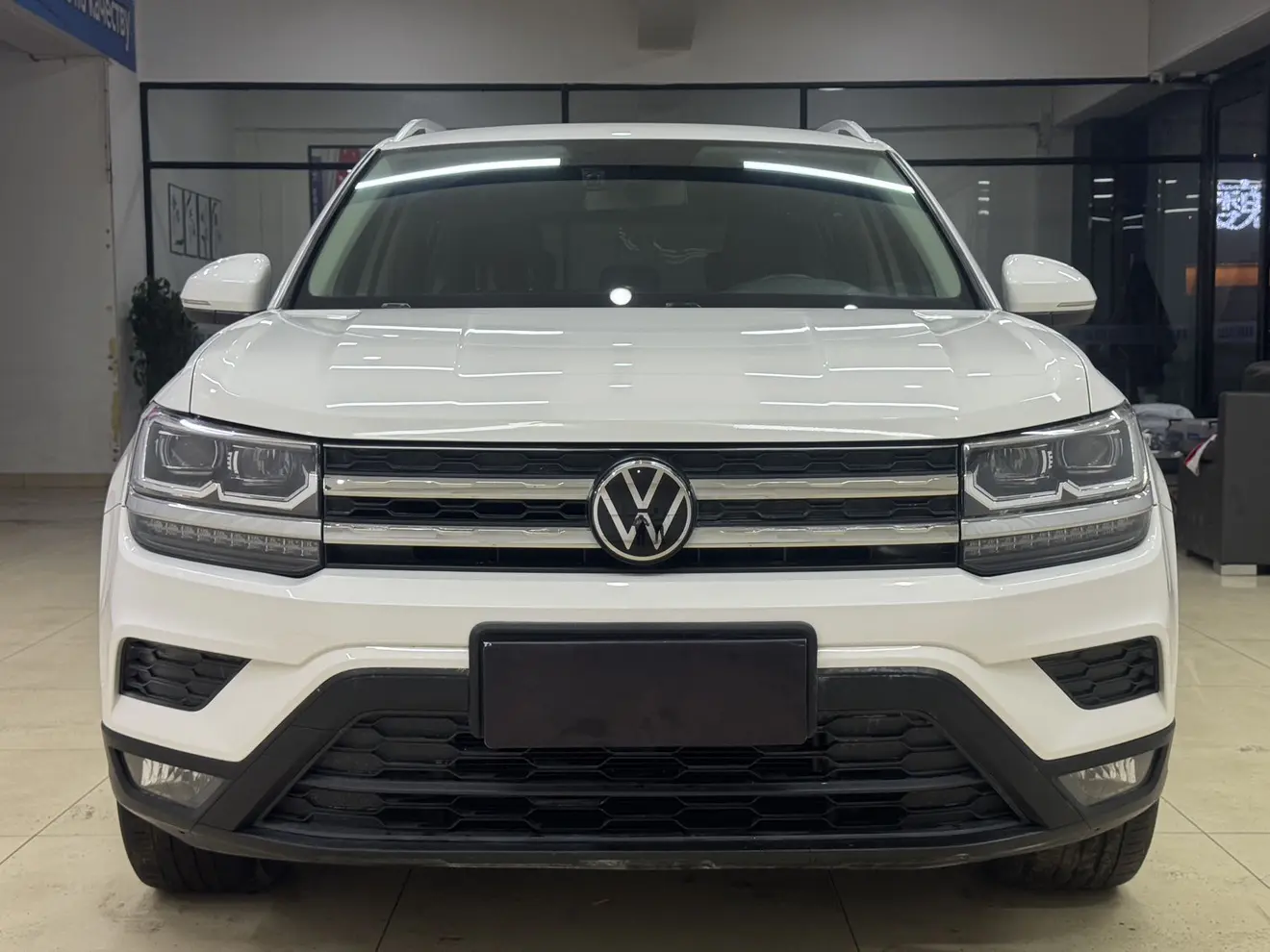 Volkswagen Tharu  из Китая