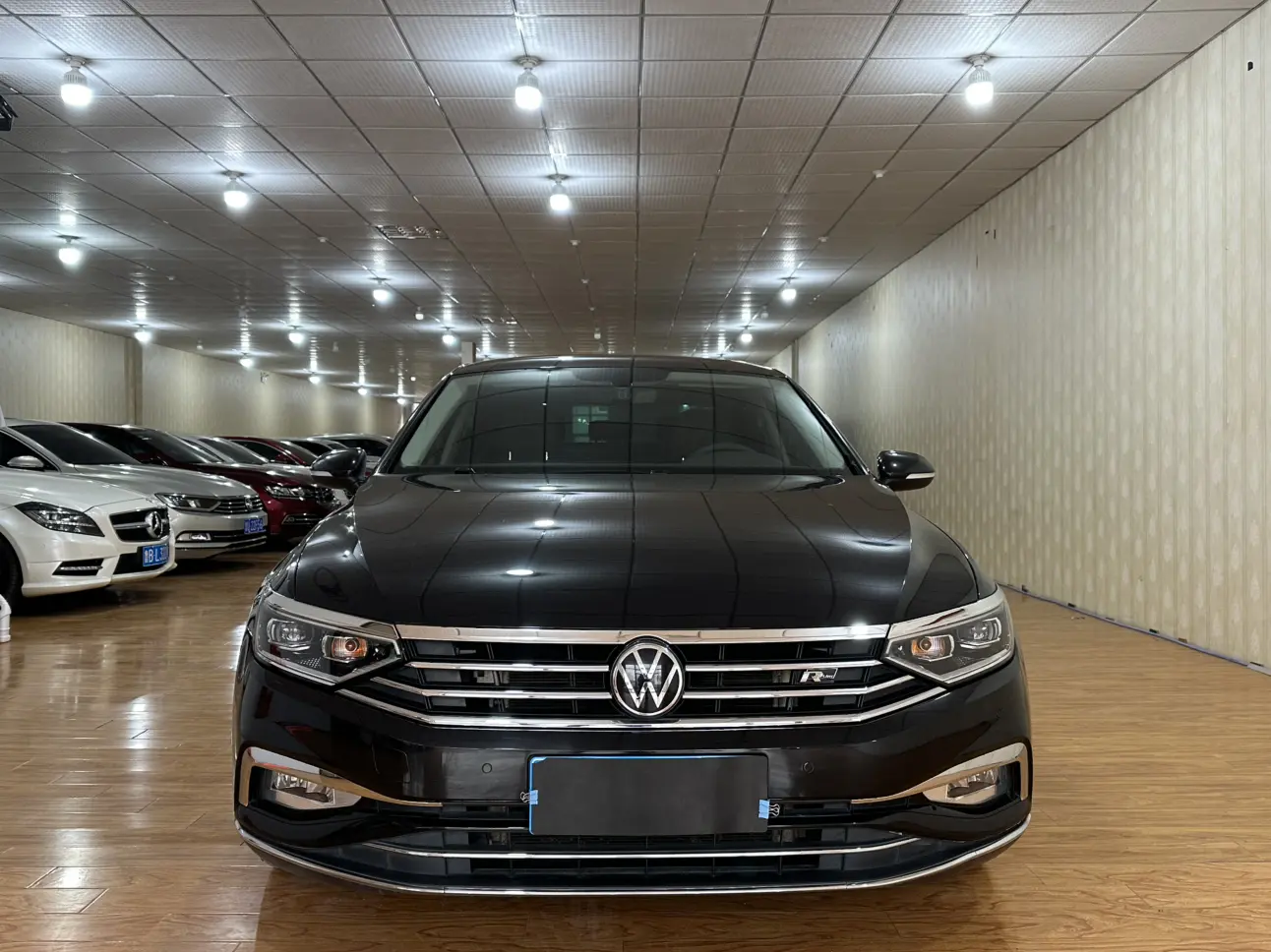 Volkswagen Magotan  из Китая