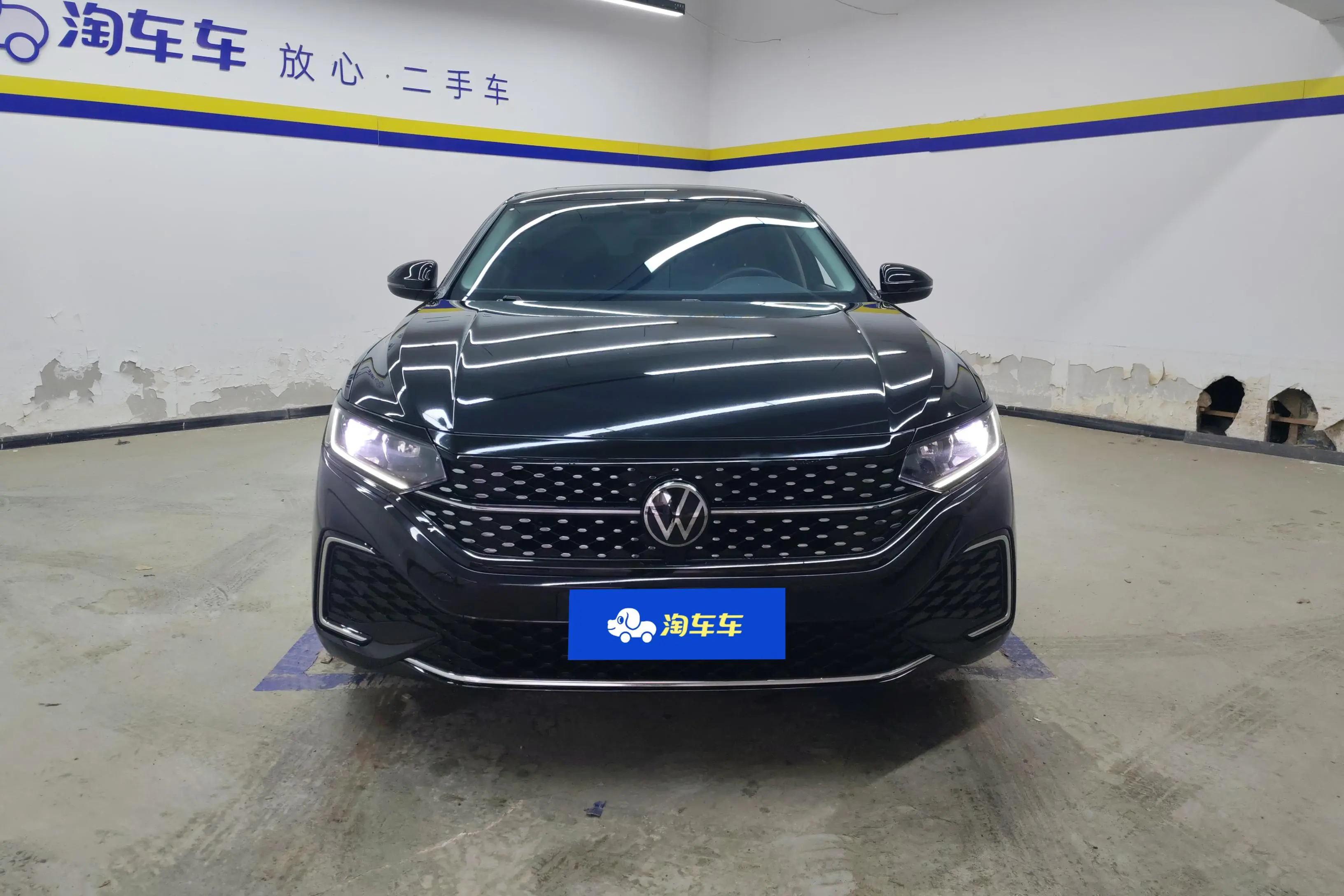 Volkswagen Passat  из Китая