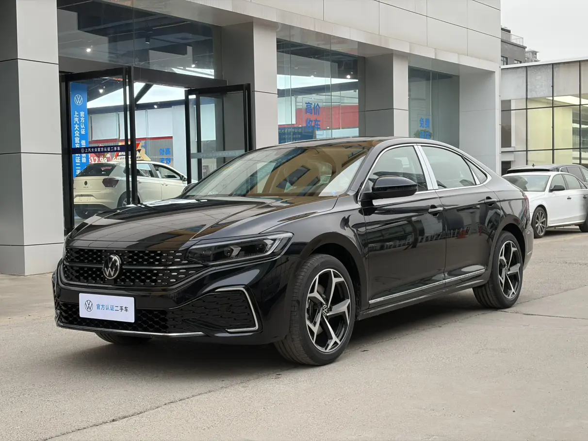 Volkswagen Passat  из Китая