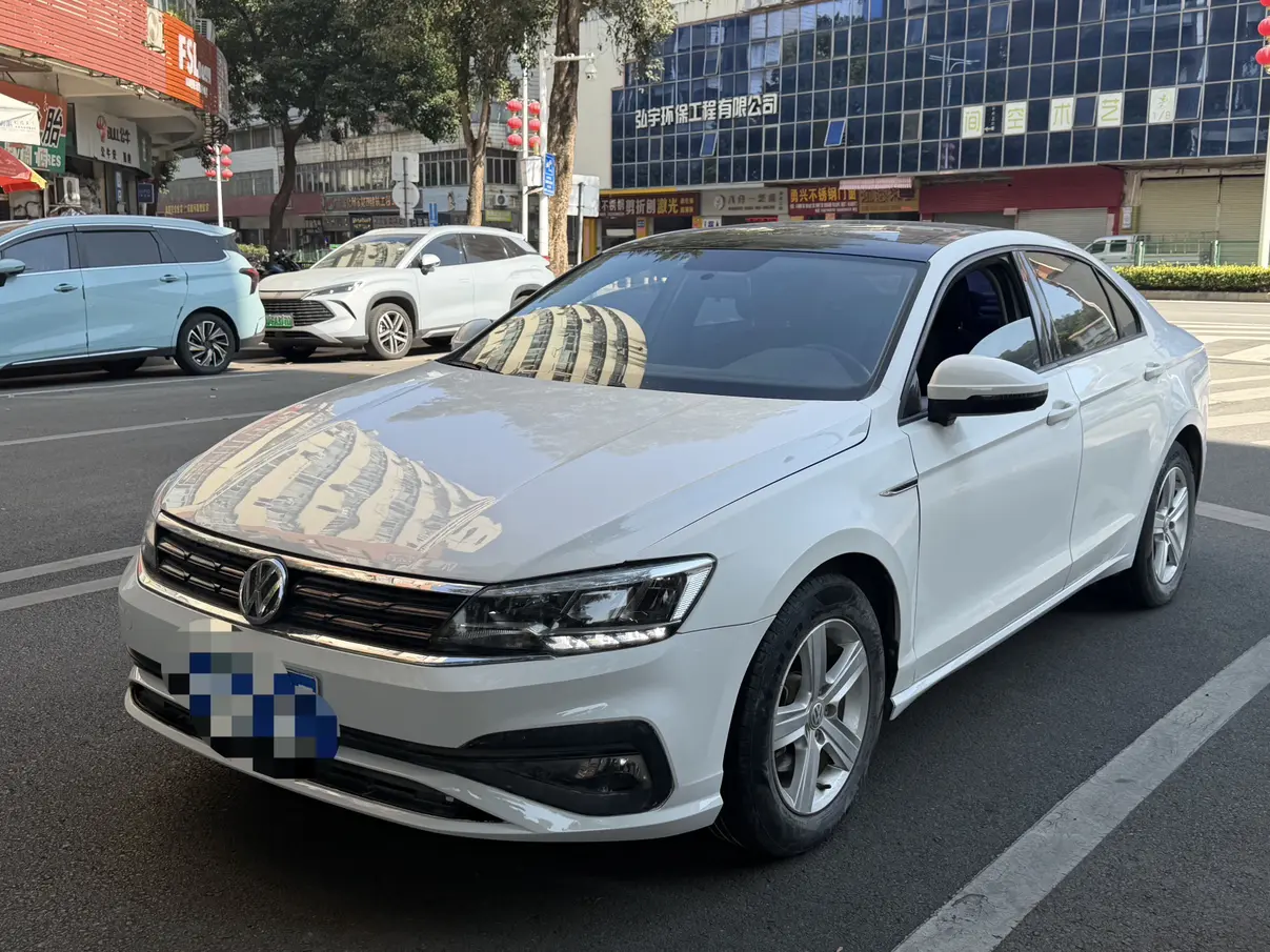 Volkswagen Lamando (Lingdu)  из Китая