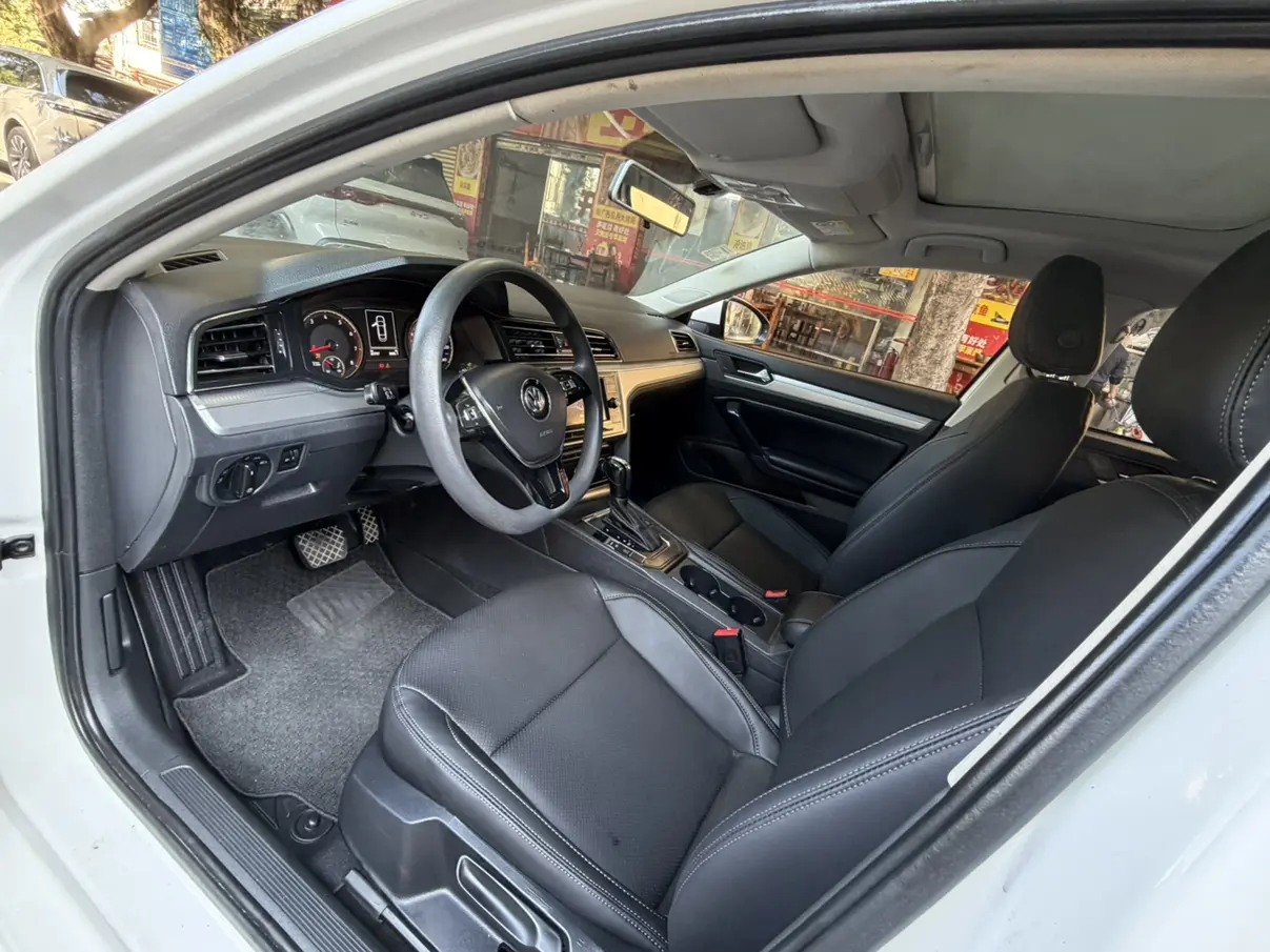 Volkswagen Lamando (Lingdu)  из Китая