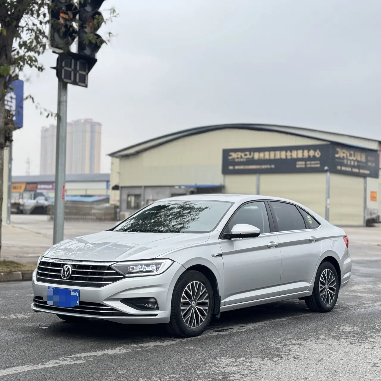 Volkswagen Sagitar  из Китая