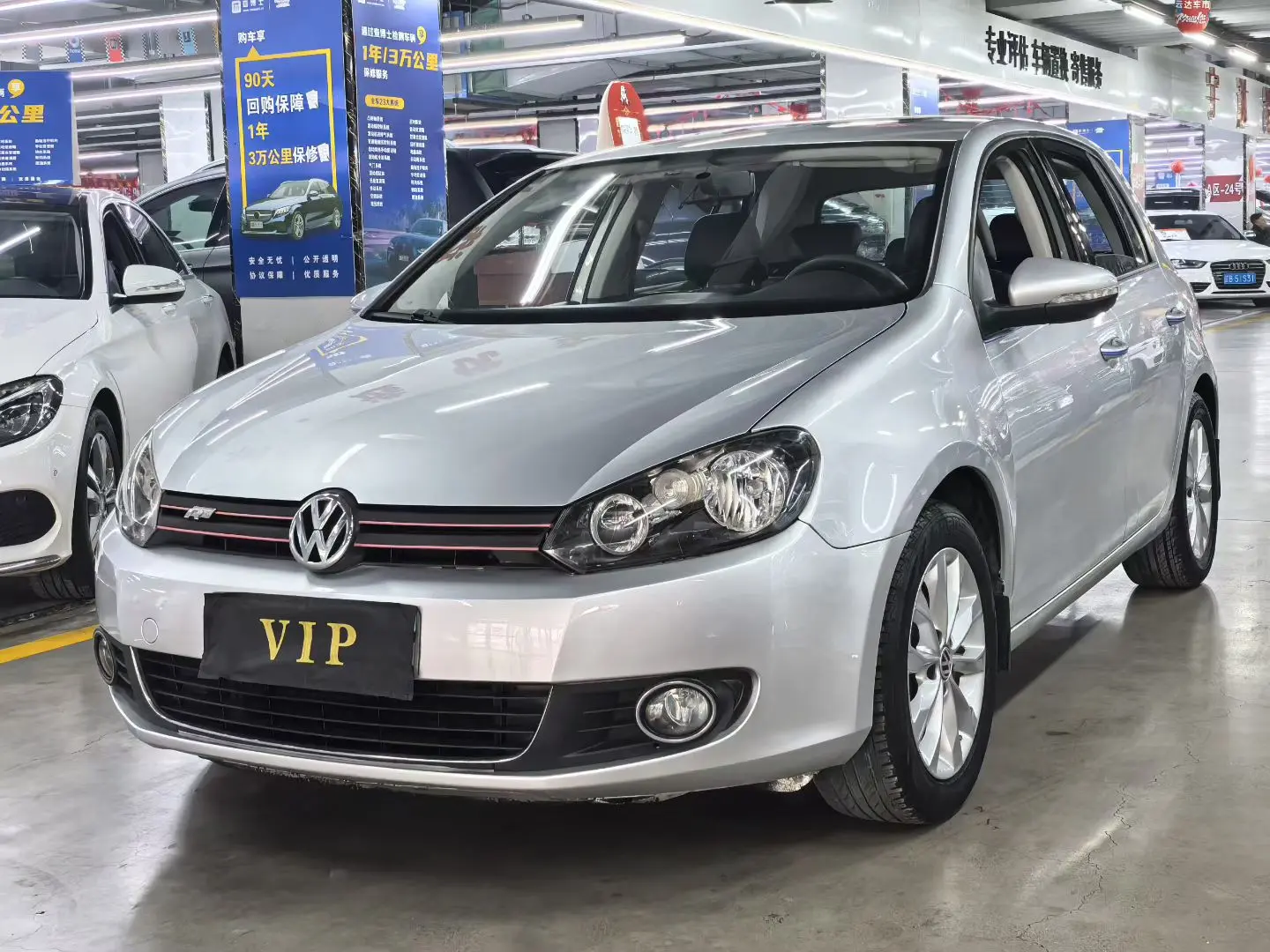 Volkswagen Golf  из Китая