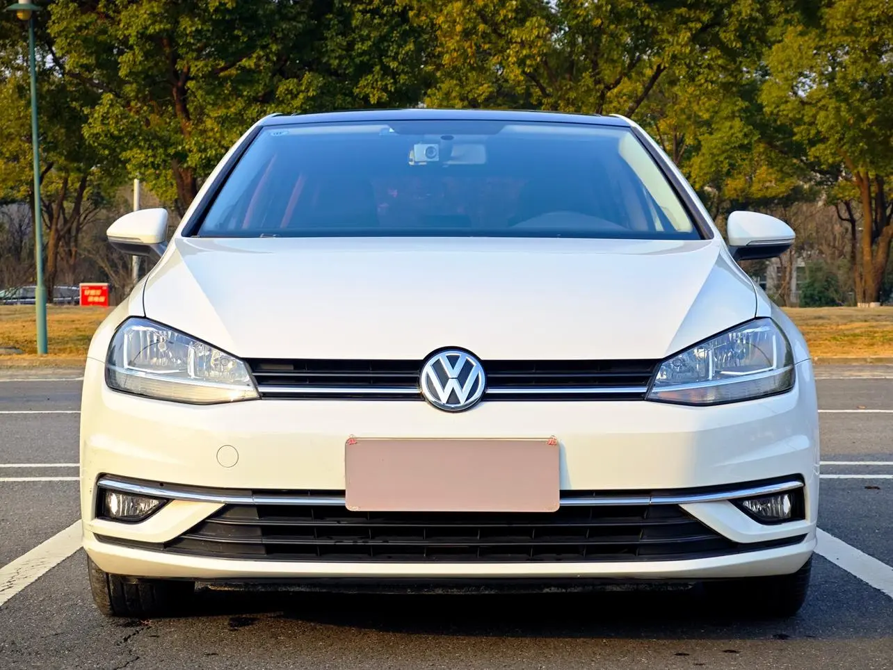 Volkswagen Golf  из Китая