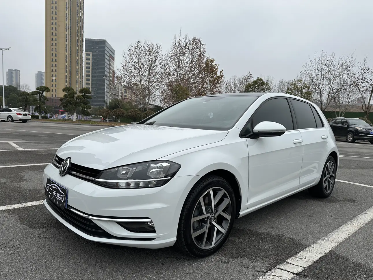 Volkswagen Golf  из Китая