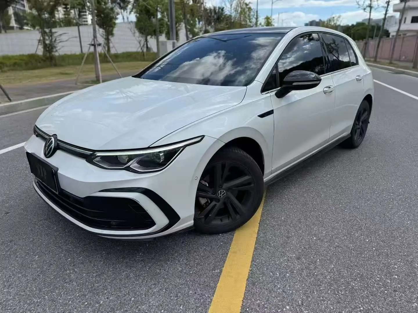 Volkswagen Golf  из Китая