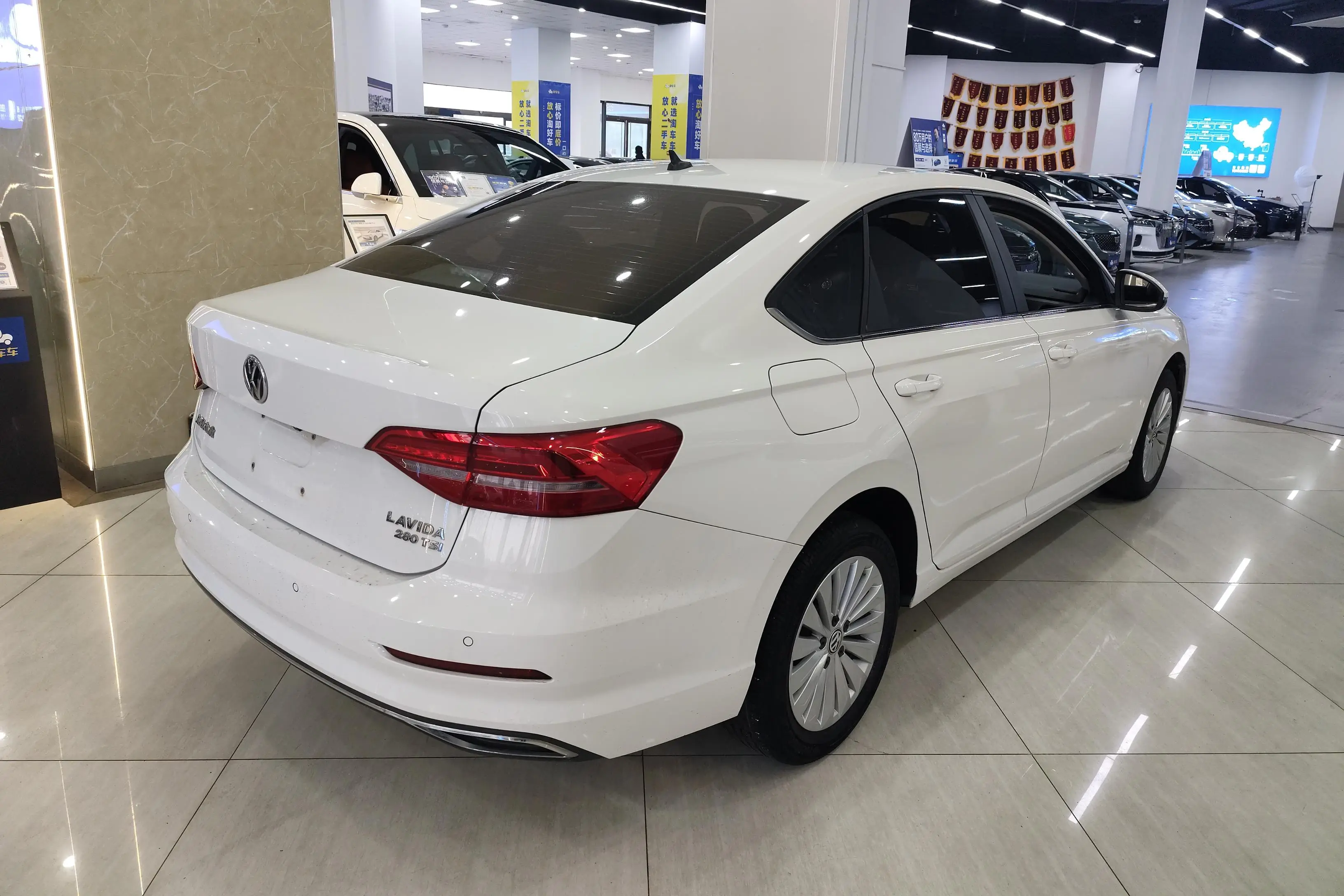 Volkswagen Lavida  из Китая