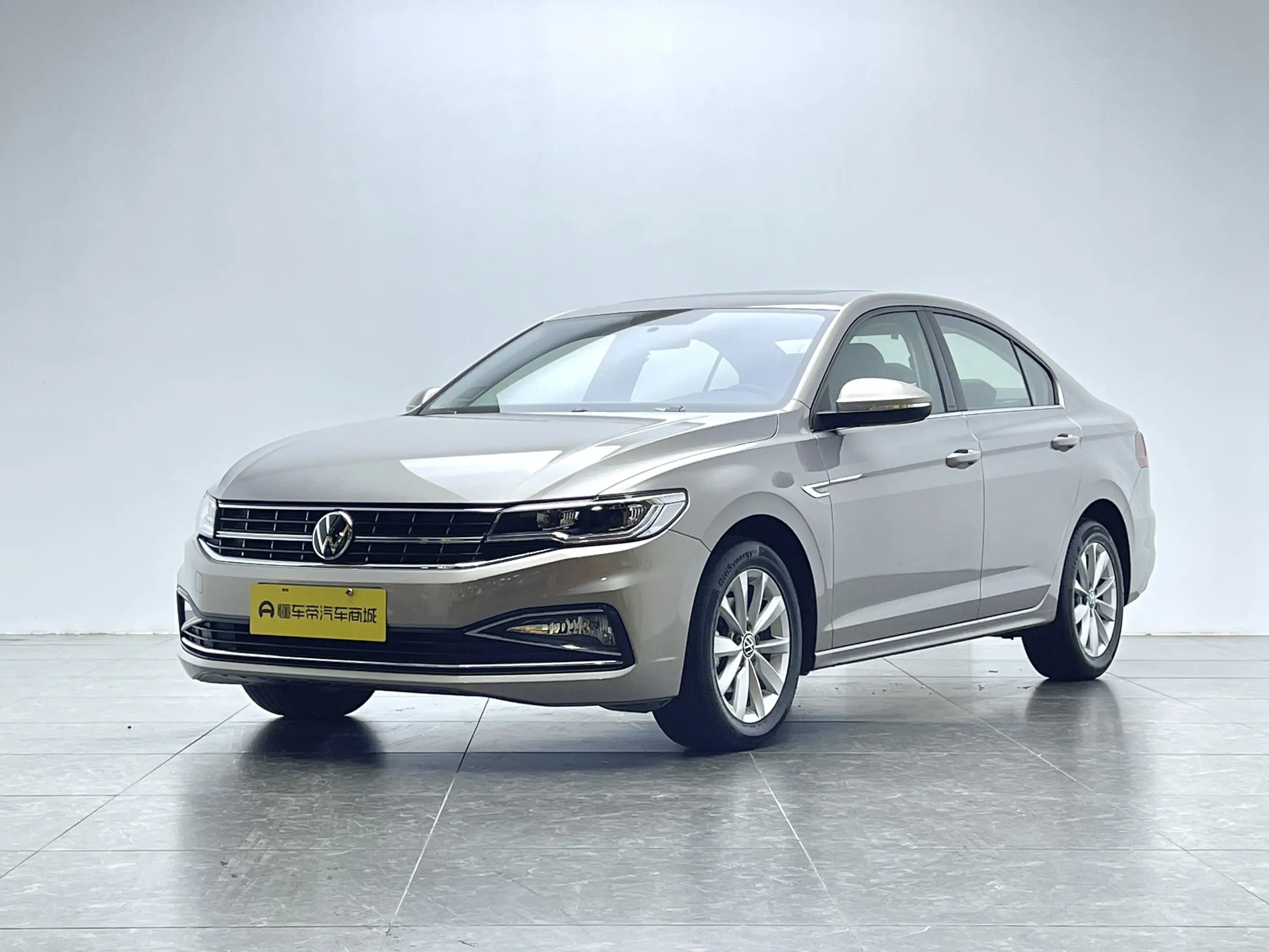 Volkswagen Bora  из Китая