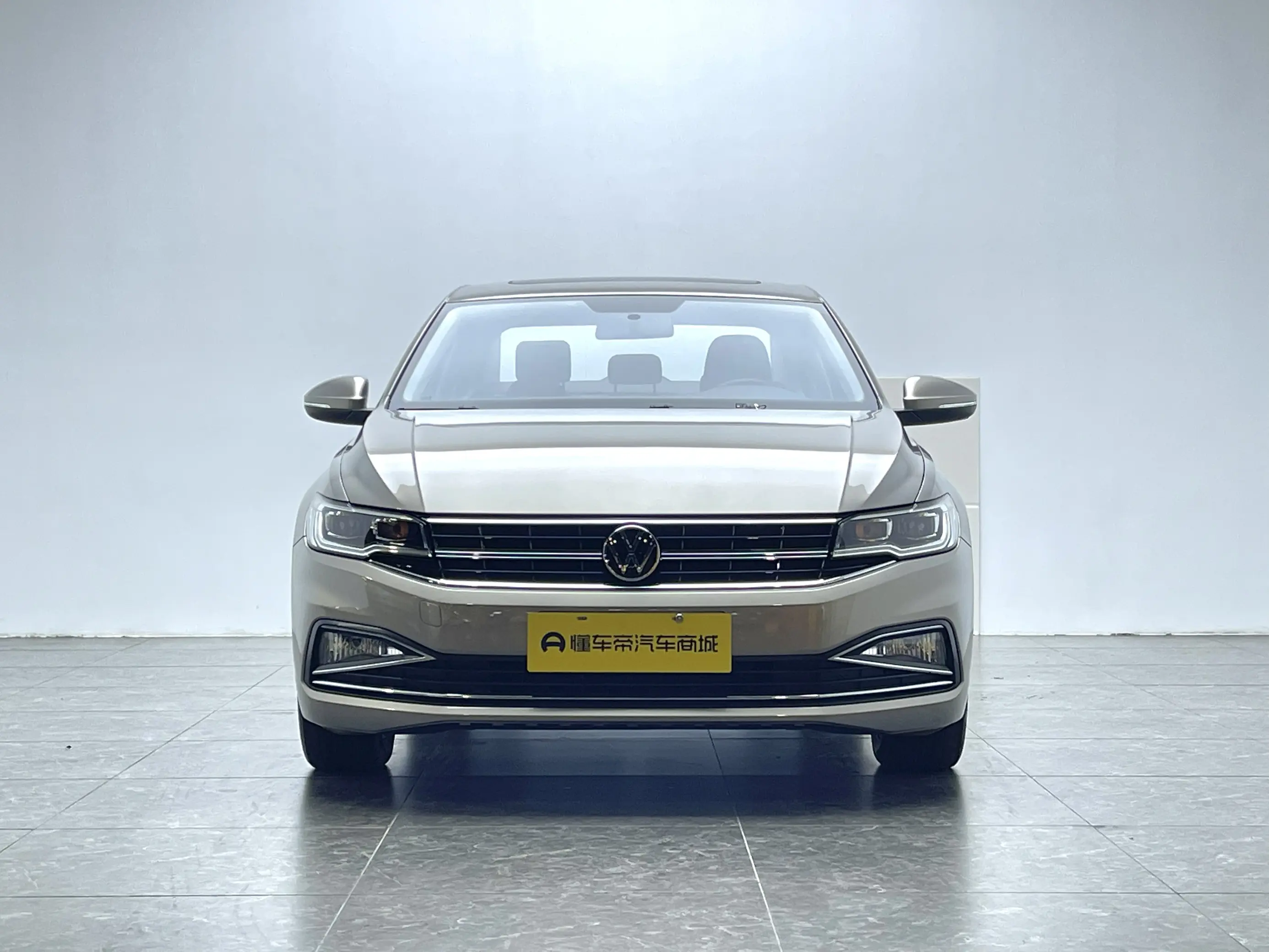 Volkswagen Bora  из Китая