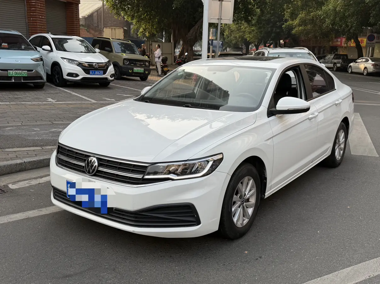 Volkswagen Bora  из Китая