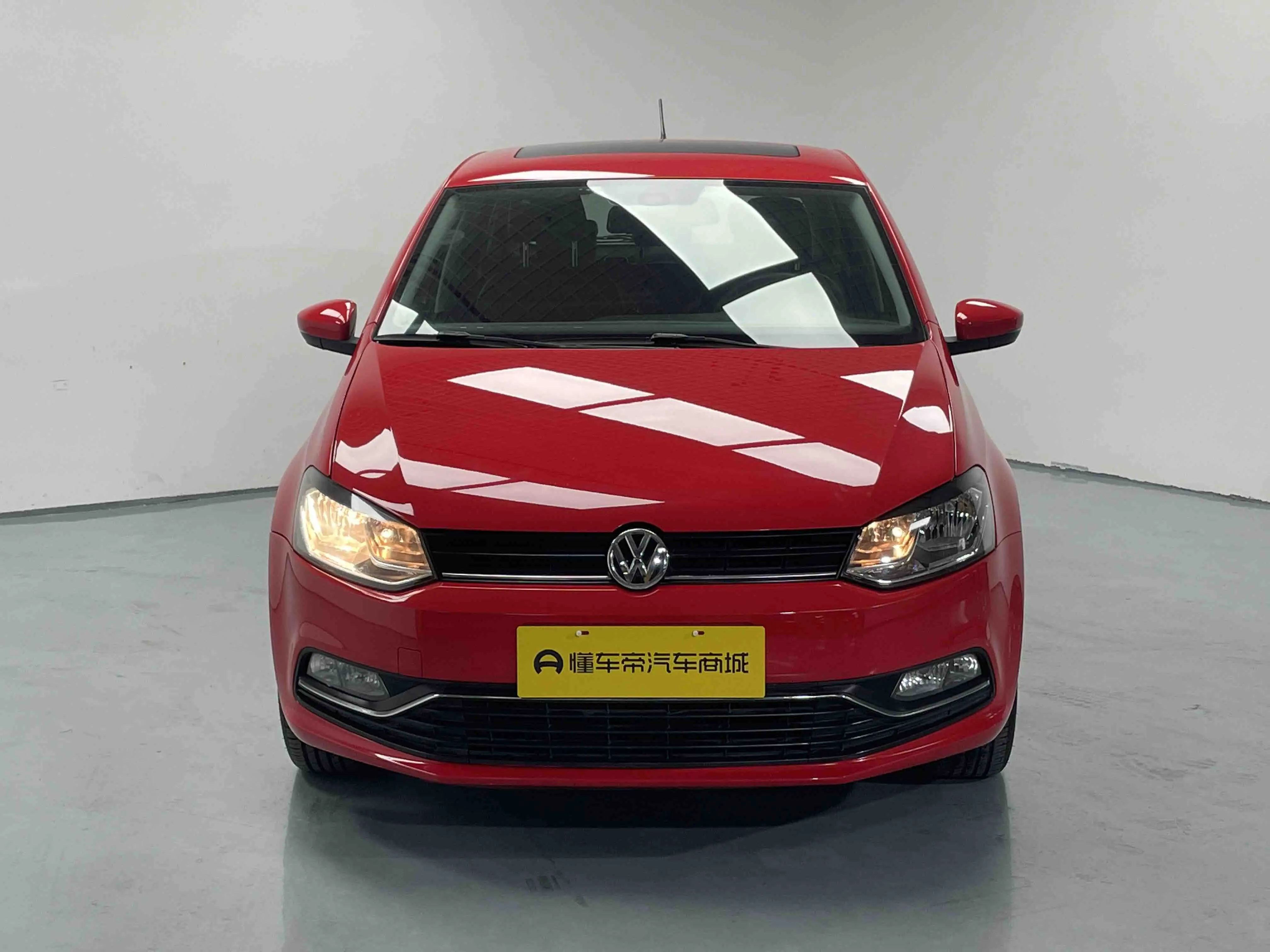 Volkswagen Polo  из Китая