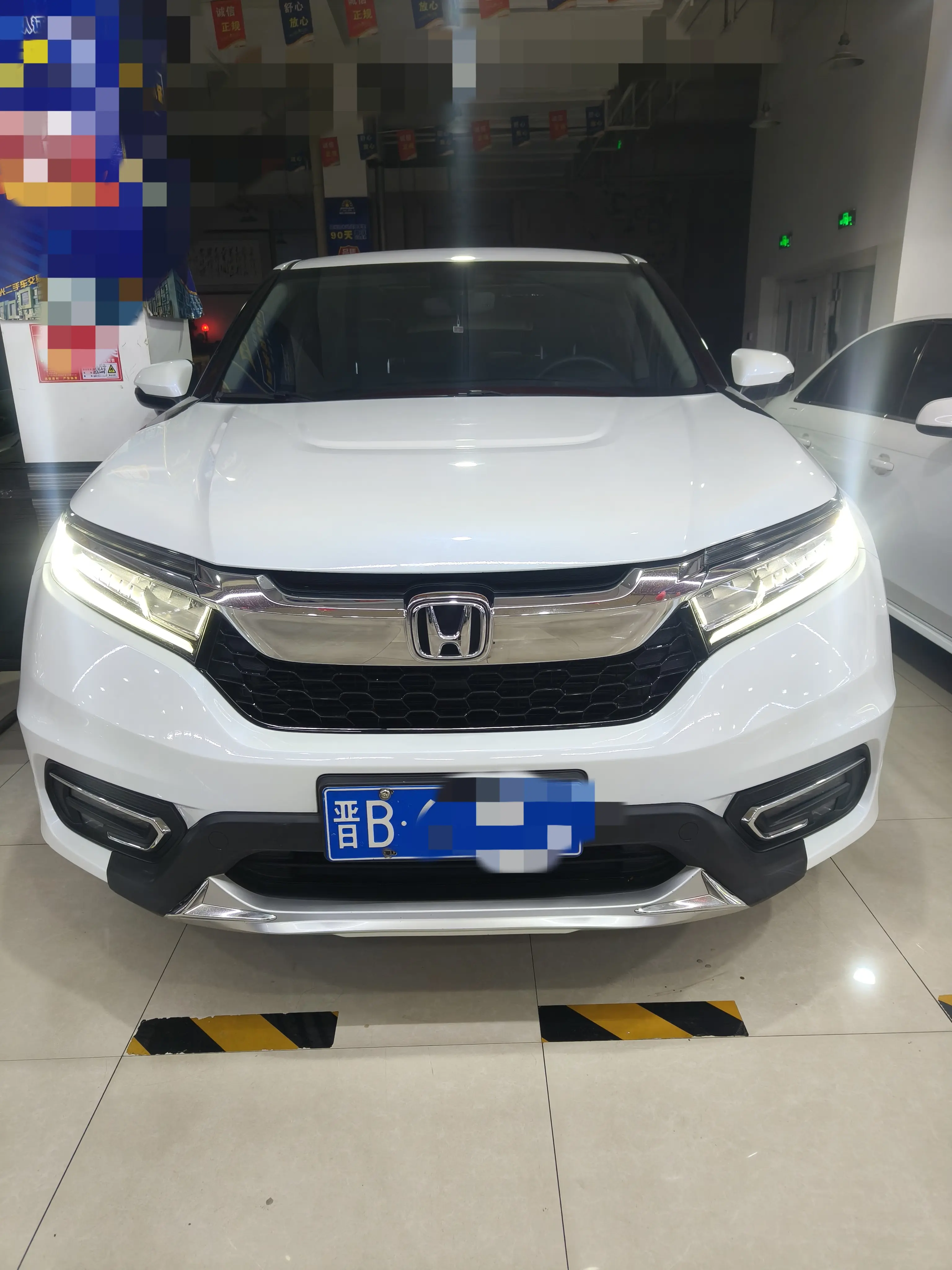 Honda Avancier (Crown Road)  из Китая