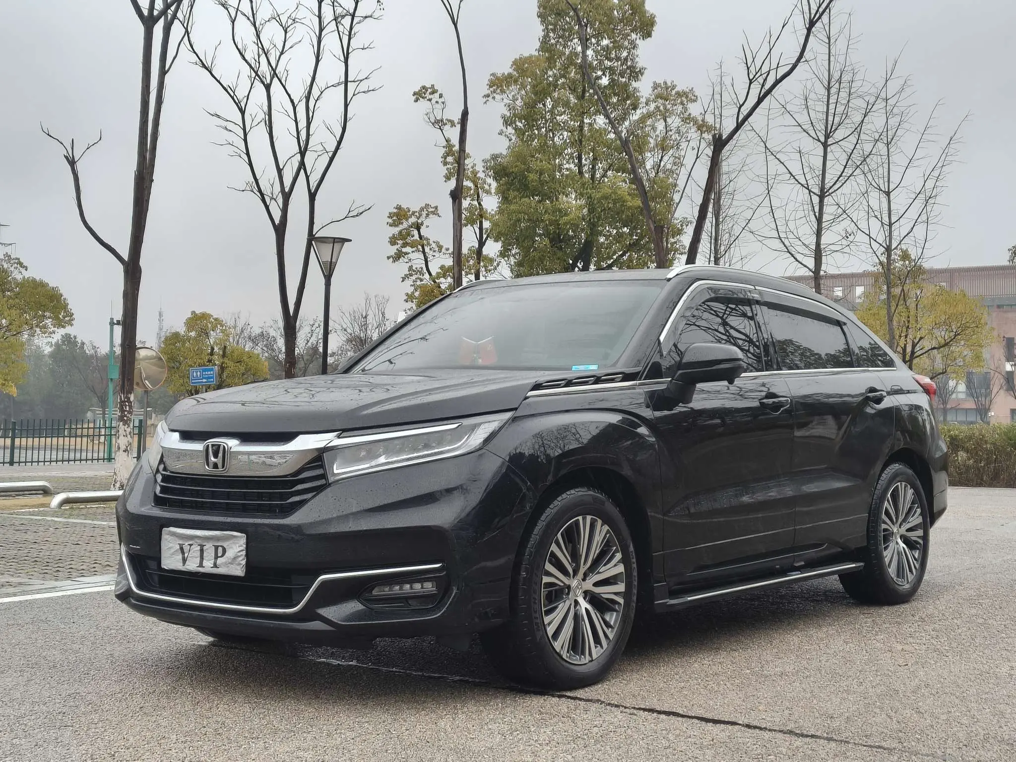 Honda Avancier (Crown Road)  из Китая