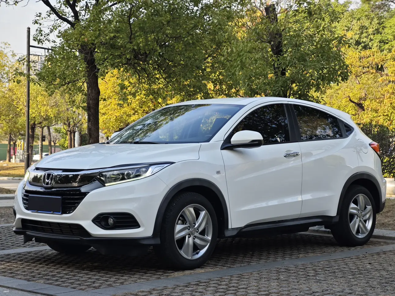 Honda Vezel (Binzhi)  из Китая