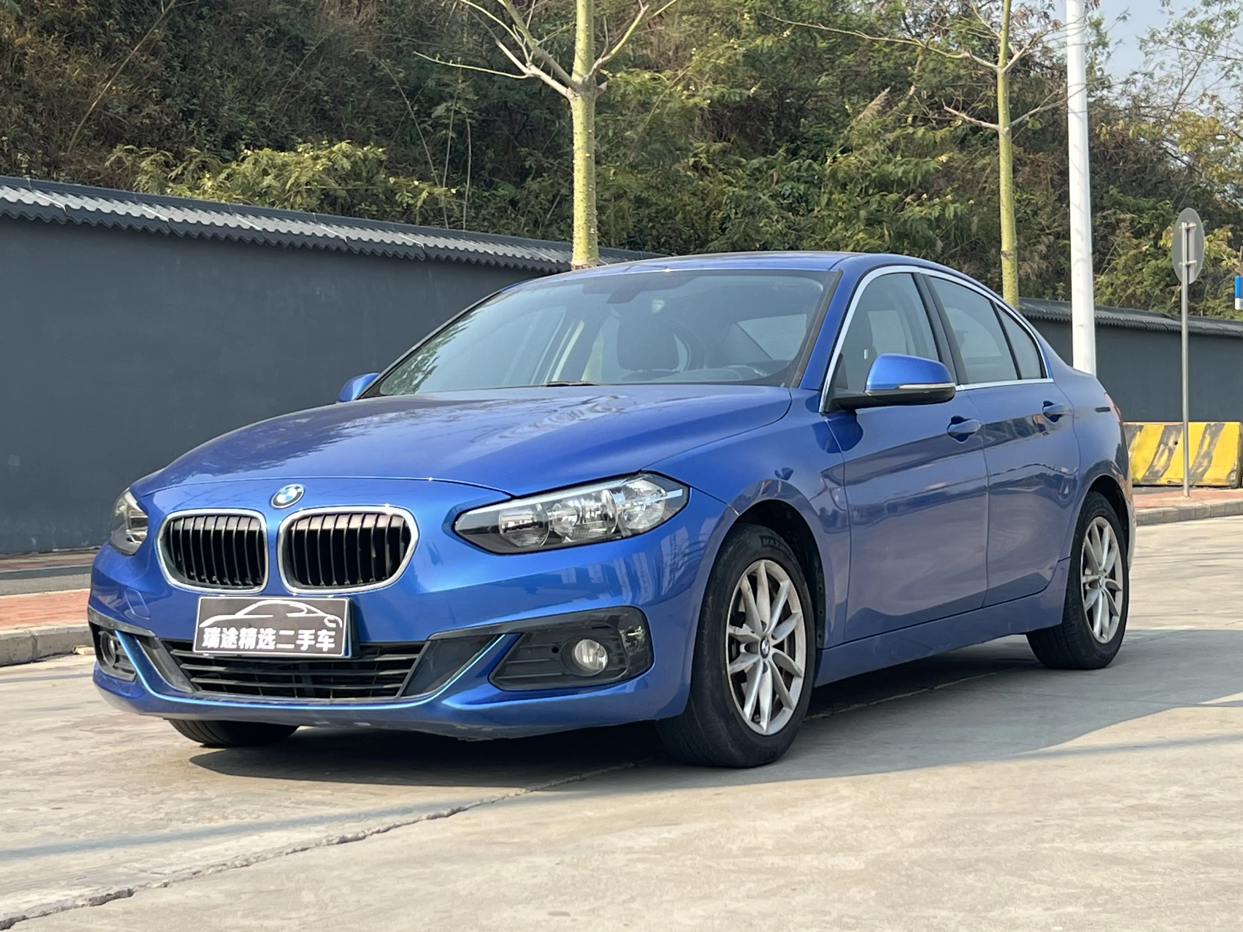 BMW 1 Series  из Китая
