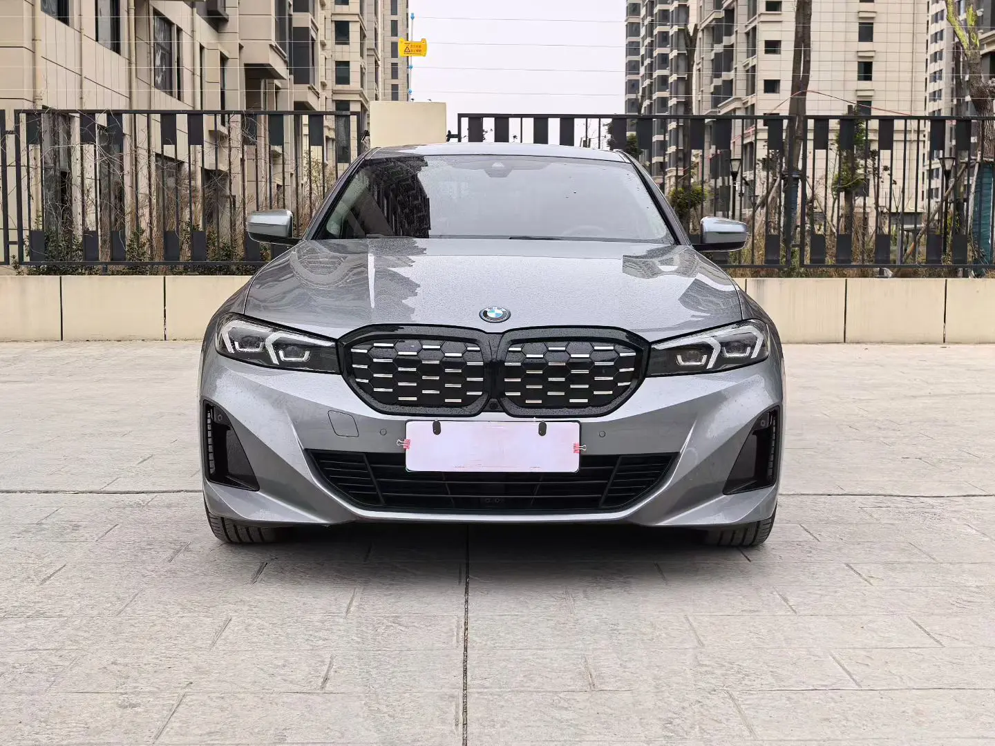 BMW i3  из Китая