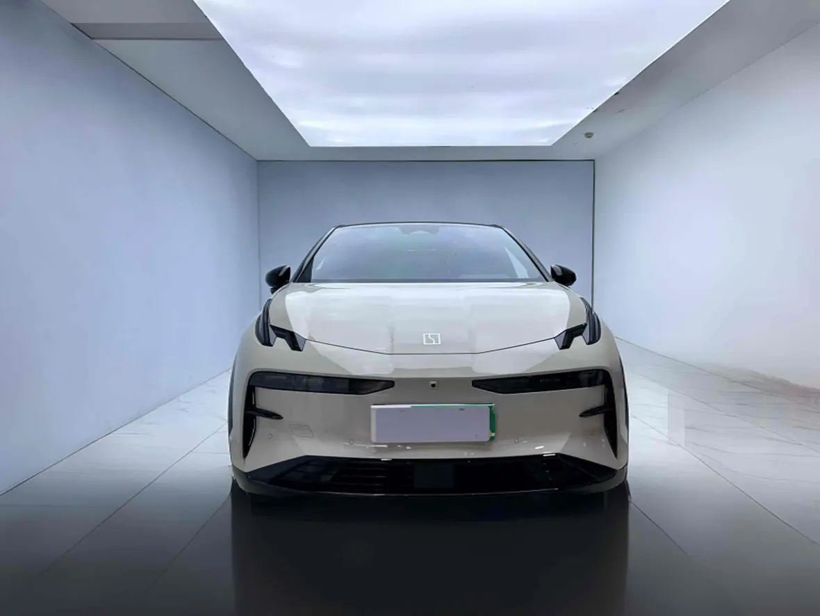 ZEEKR X  из Китая