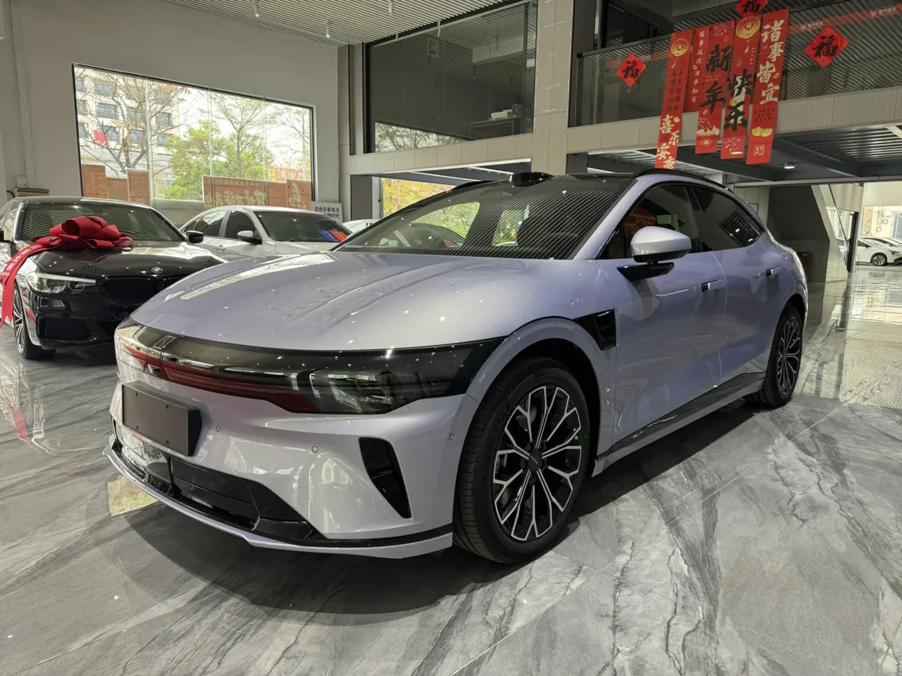 ZEEKR 007GT  из Китая