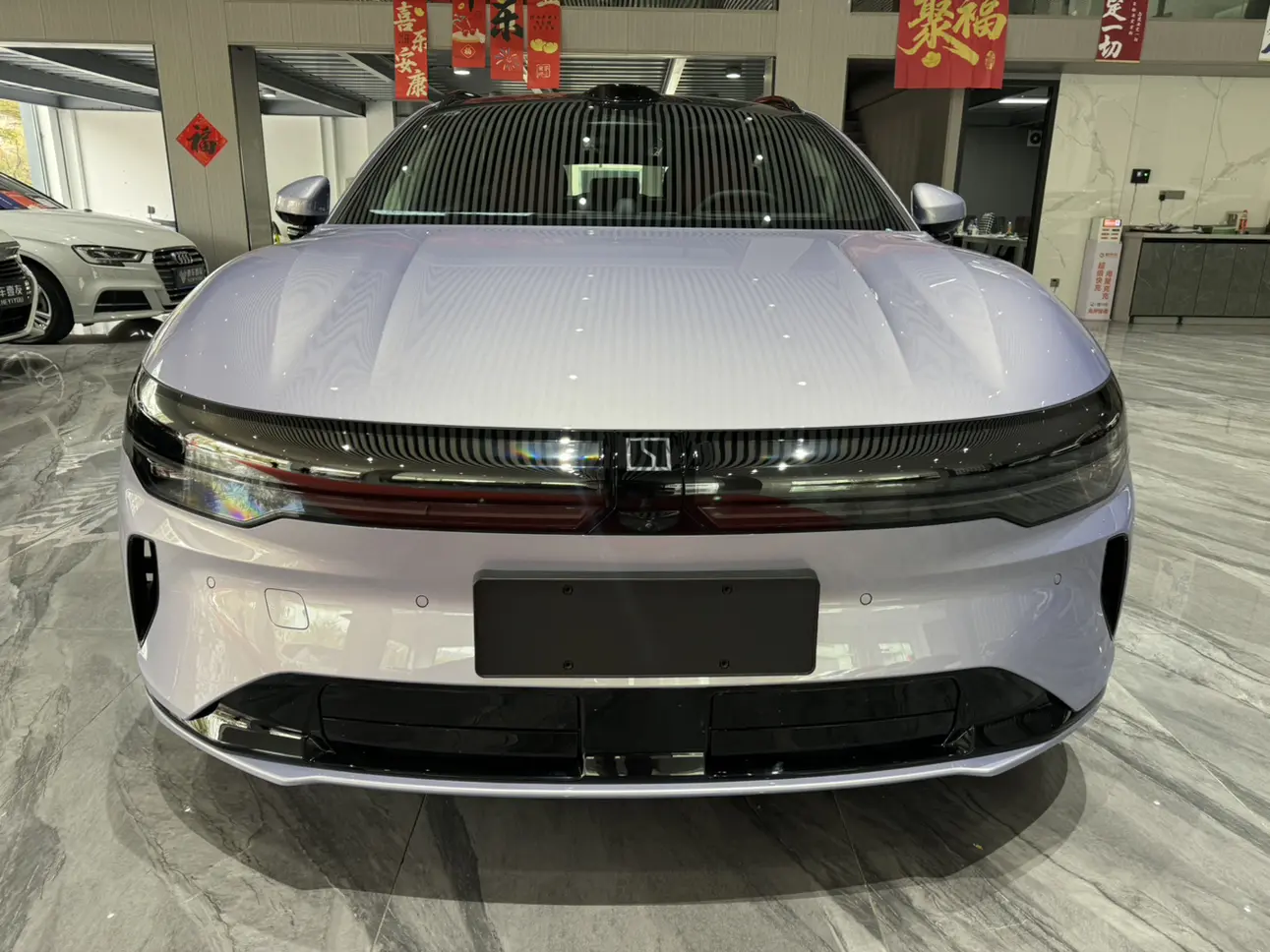 ZEEKR 007GT  из Китая