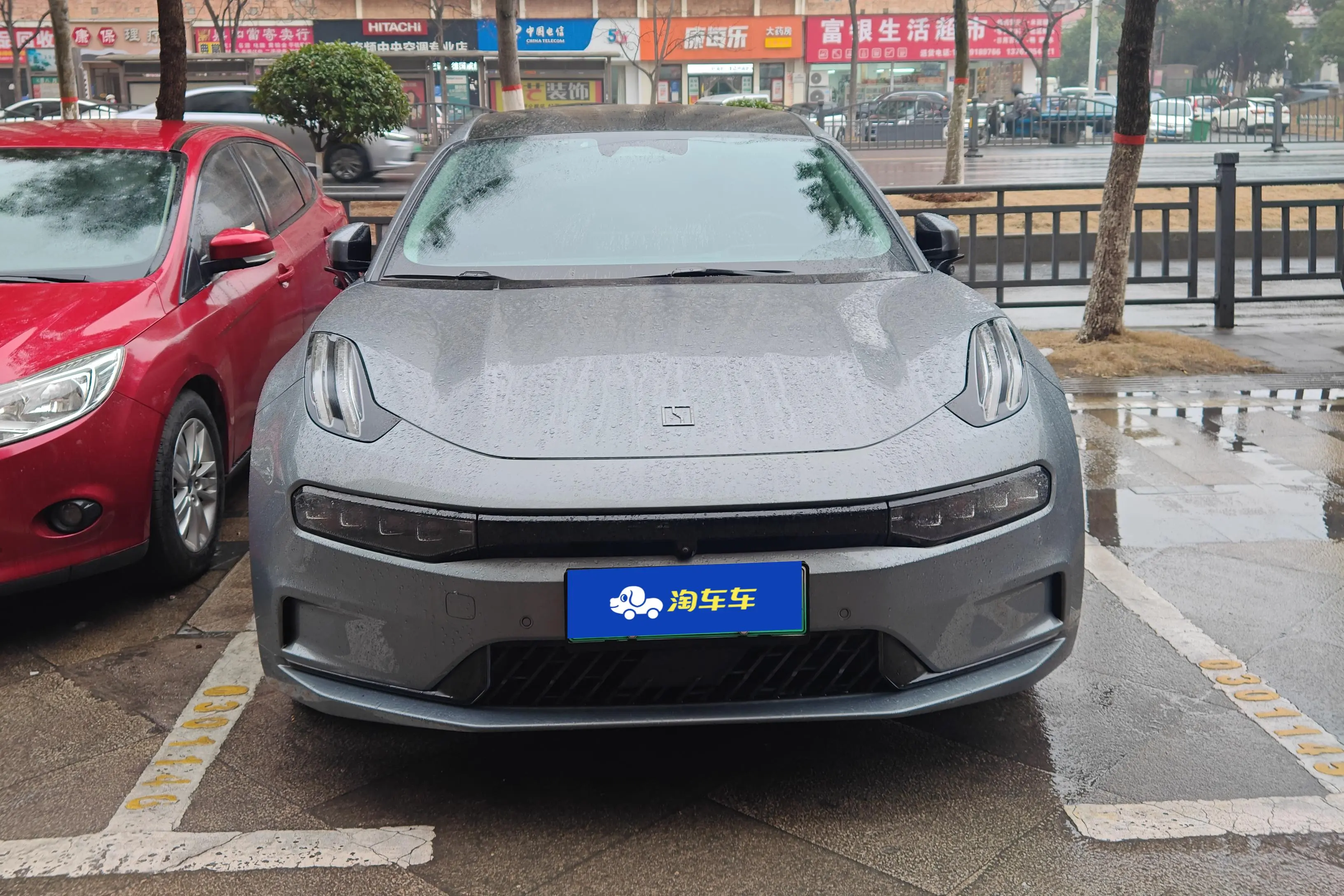 ZEEKR 001  из Китая