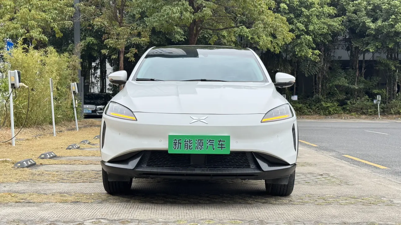 Xpeng G3  из Китая