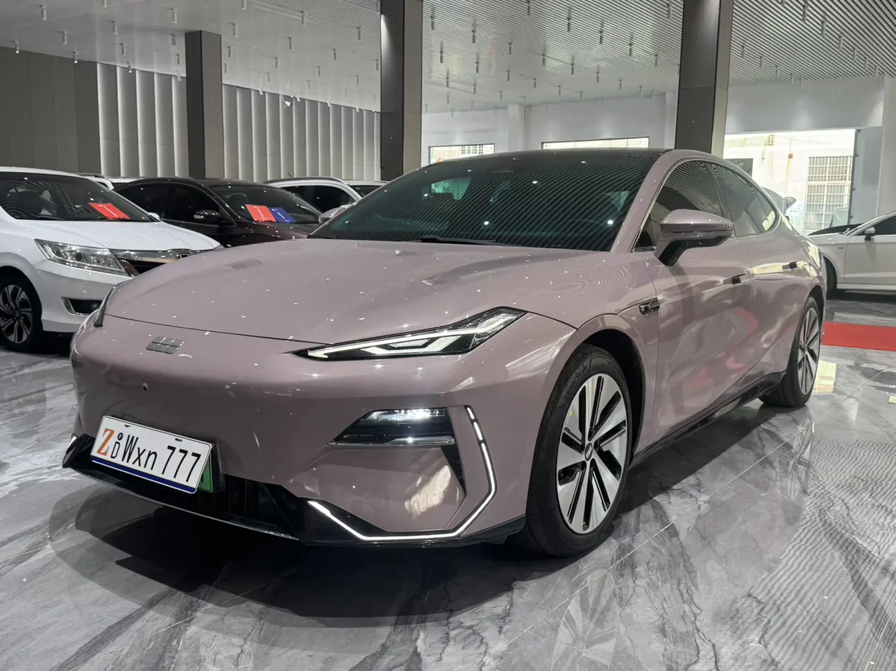 Geely Galaxy E8  из Китая