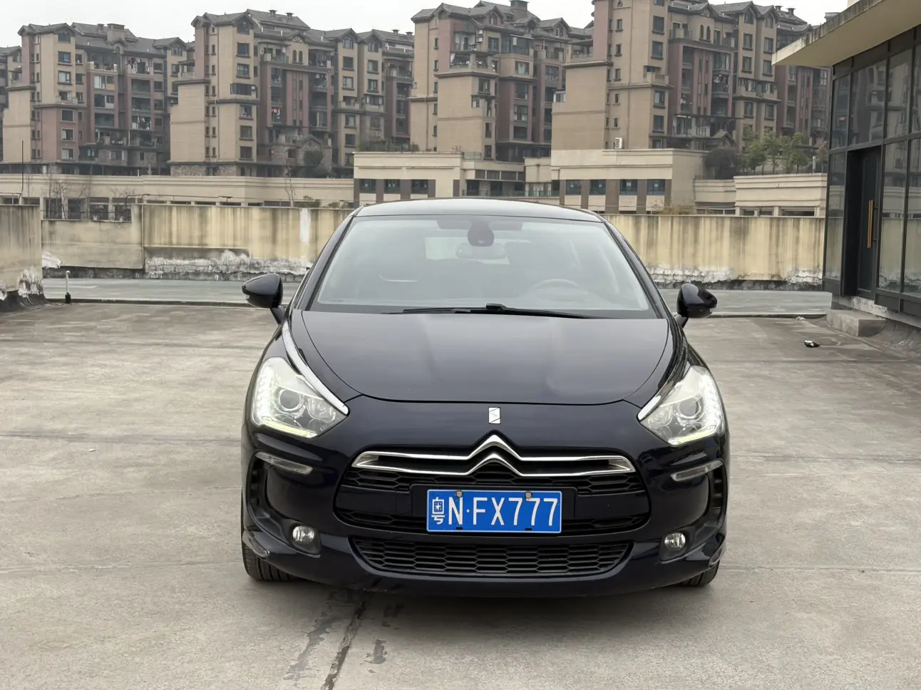 DS 5  из Китая